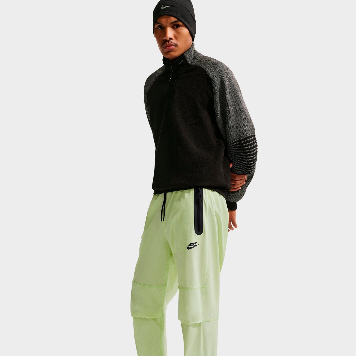 Men's Nike Tech Woven Pants - Light Liquid Lime/Black