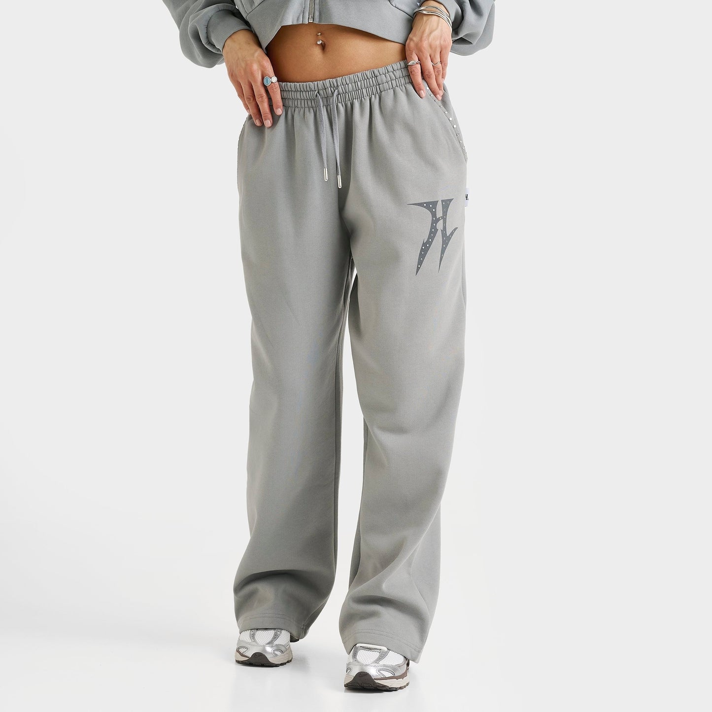 Women's Hoodrich Aspen Studded Wide-Leg Jogger Pants - Monument