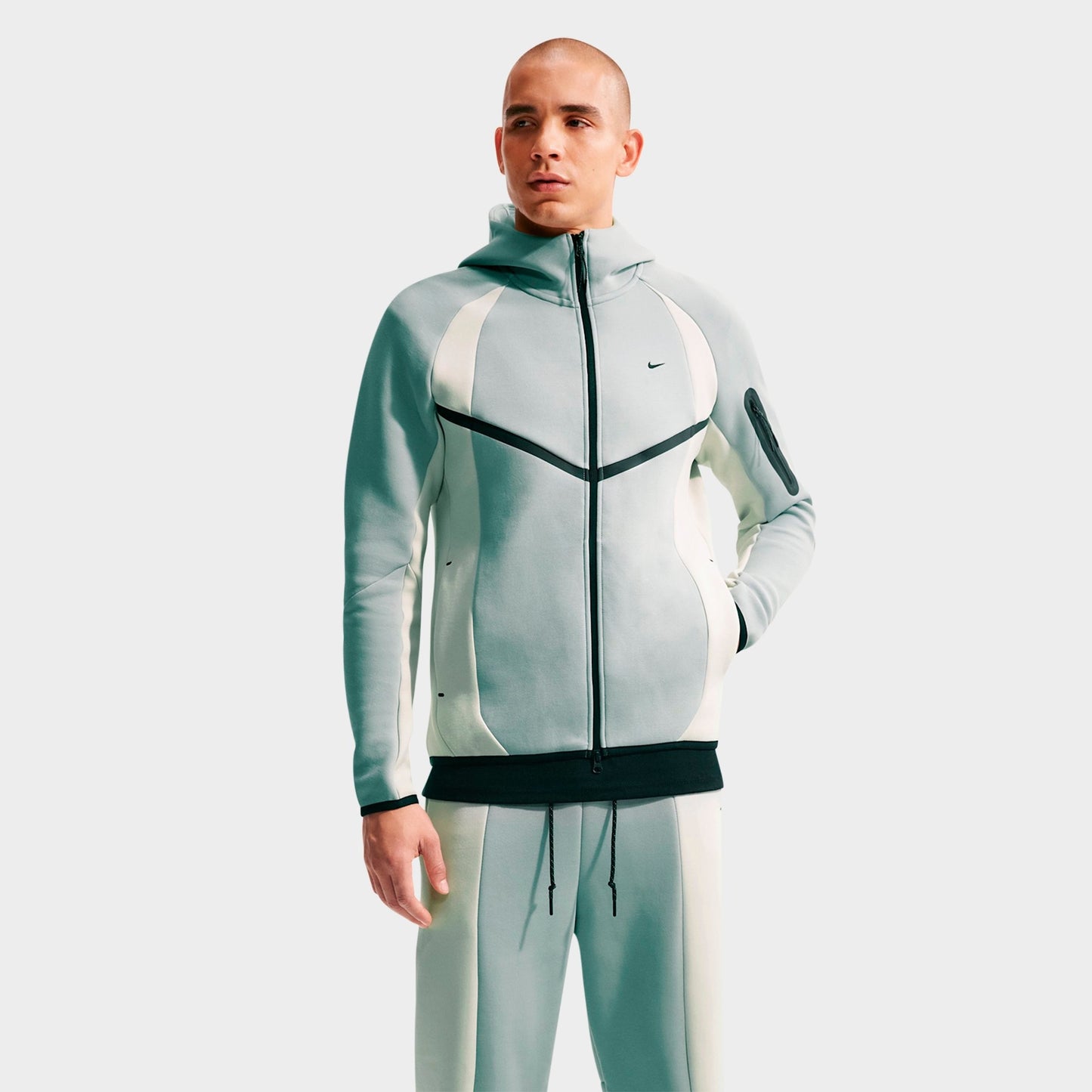 Men's Nike Tech Fleece Pro Windrunner Full-Zip Jacket - Light Pumice/Light Bone/Black
