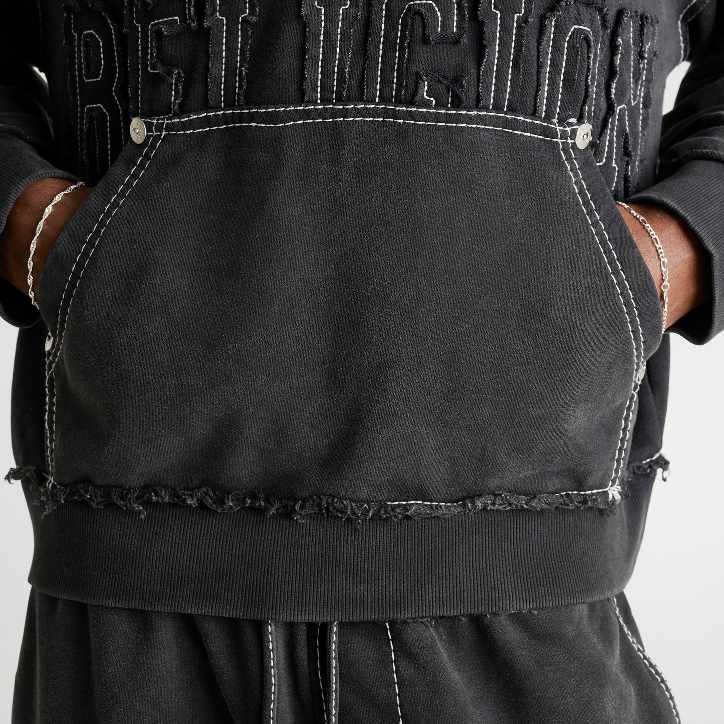 Men's True Religion Logo Appliqué Big T Boxy Hoodie - Black