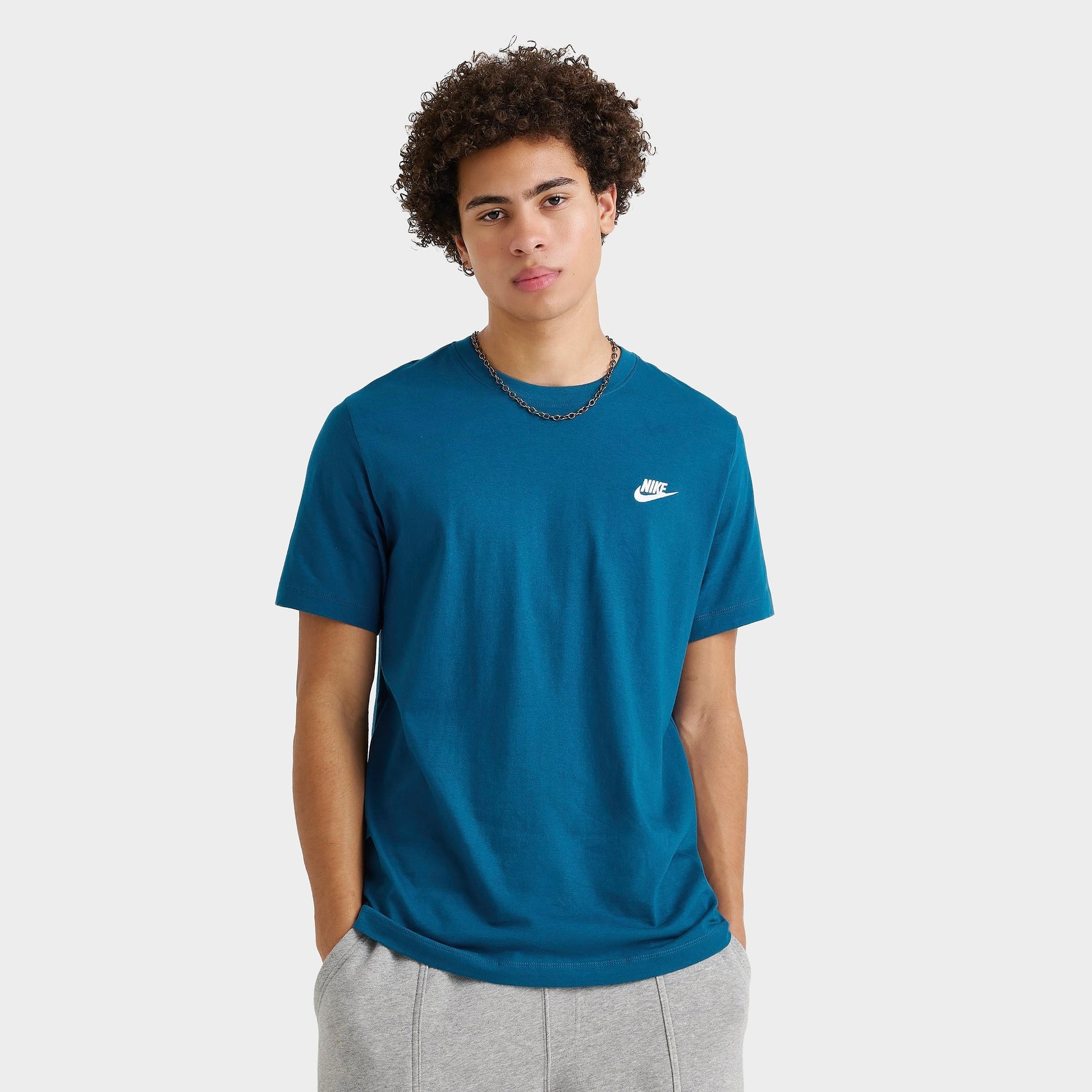 Nike Sportswear Club T-Shirt - Court Blue/White