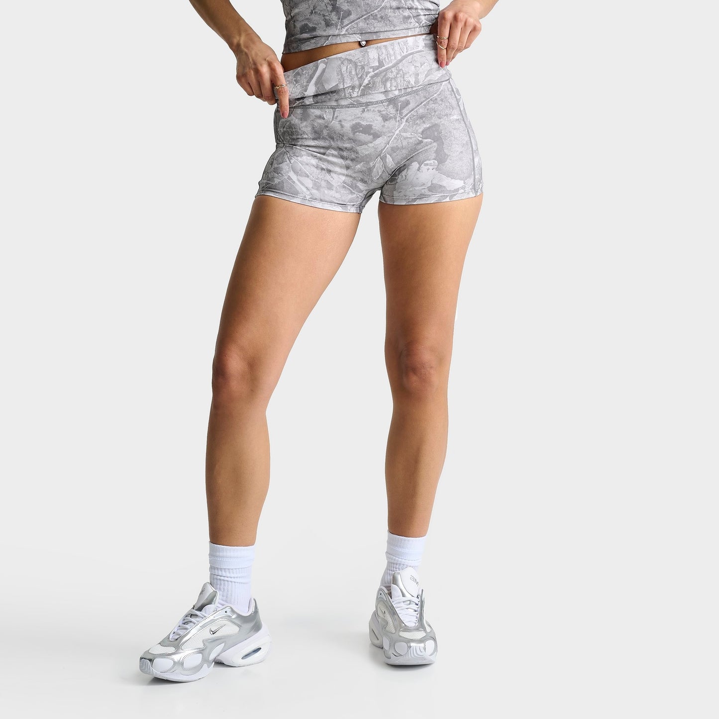 Women's DAILYSZN Rollable Waist Active Shorts - Camo