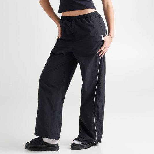 Women's DAILYSZN V2 Piped Woven Pants - Black