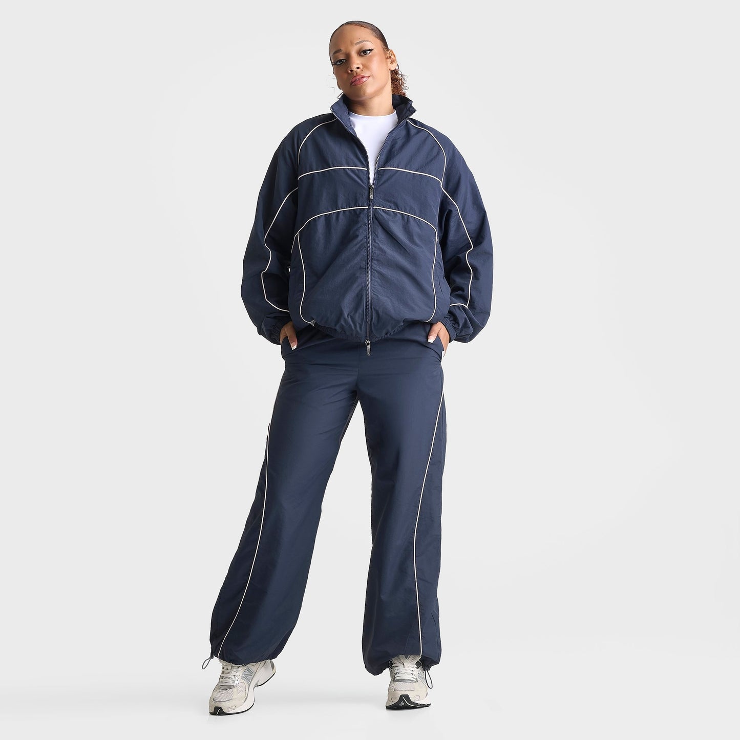 Women's DAILYSZN V2 Piped Woven Pants - Navy/Pink