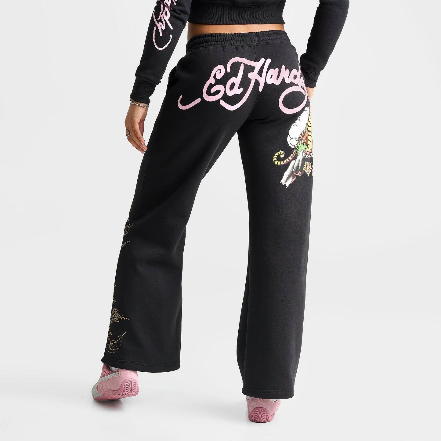 Women's Ed Hardy Mountain Tiger Fleece Jogger Pants - Black