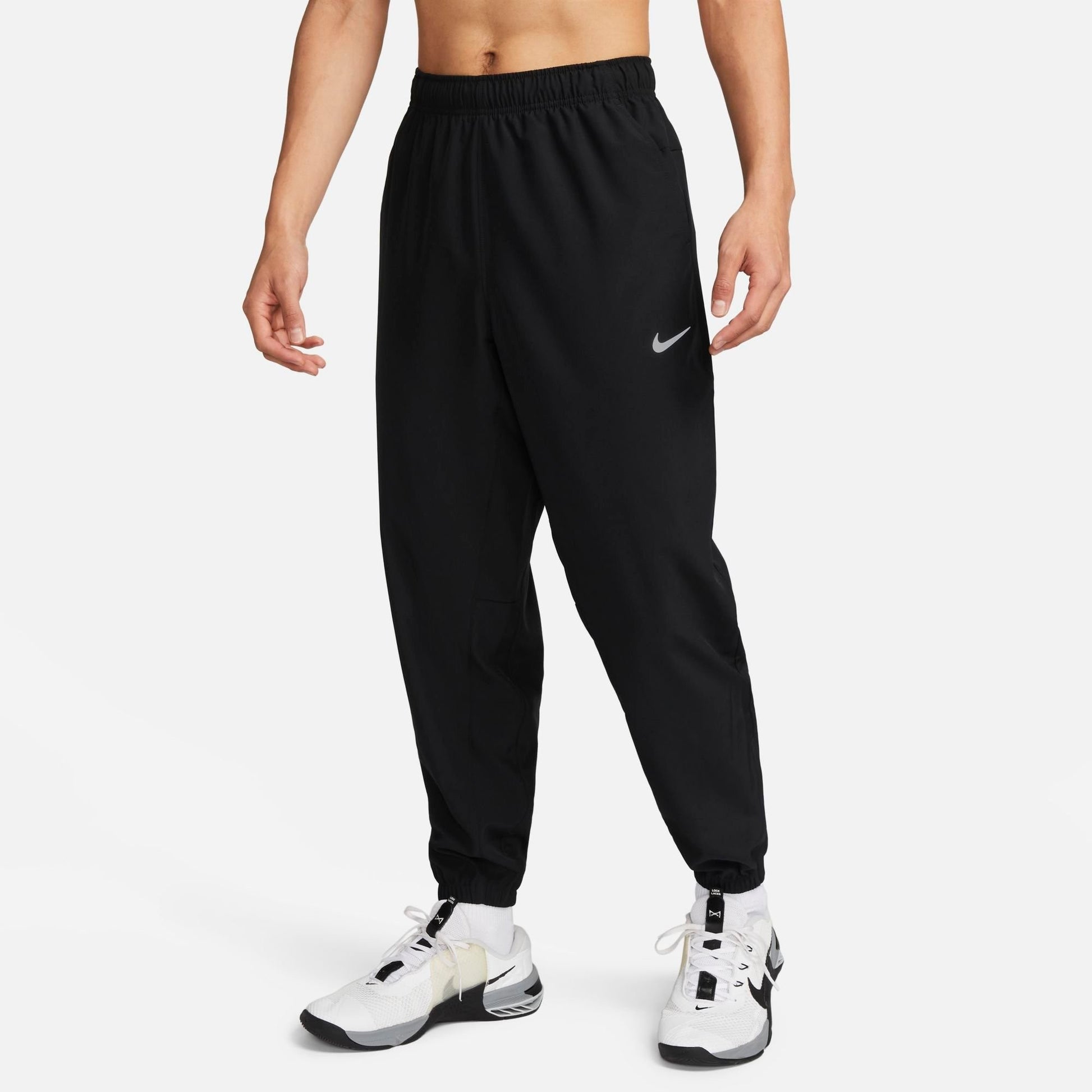 Men's Nike Form Dri-FIT Tapered Versatile Pants - Black/Black/Reflective Silver