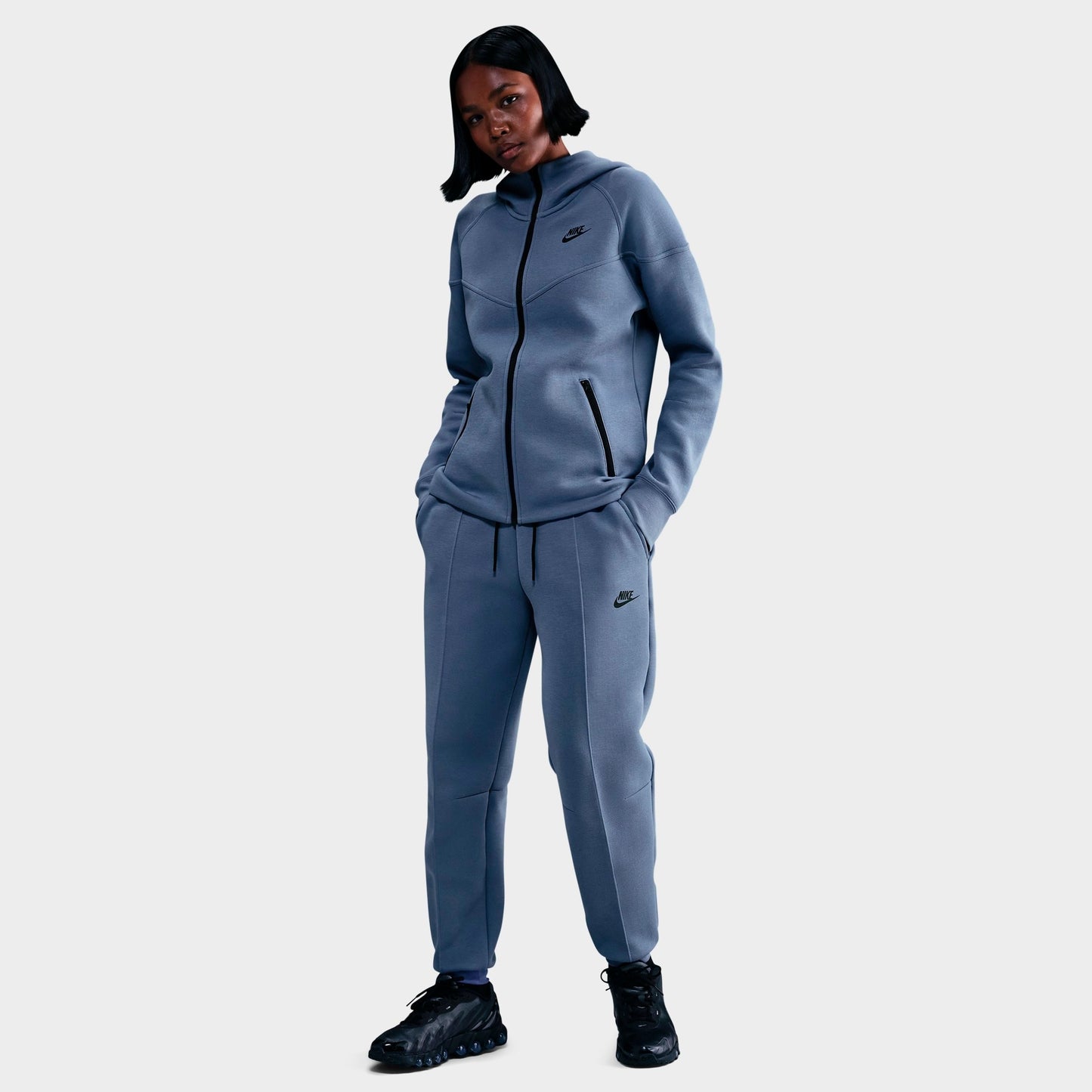 Women's Nike Sportswear Tech Fleece Jogger Pants - World Indigo/Black