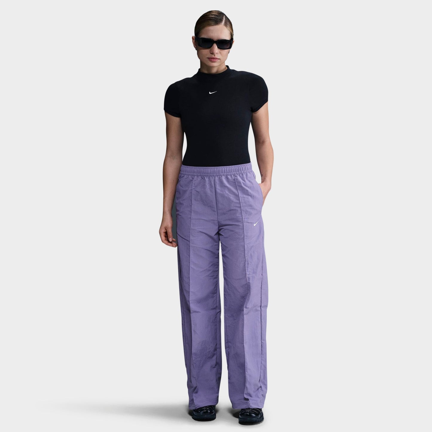 Women's Nike Sportswear Everything Wovens Mid-Rise Open-Hem Pants - Dusty Amethyst/White