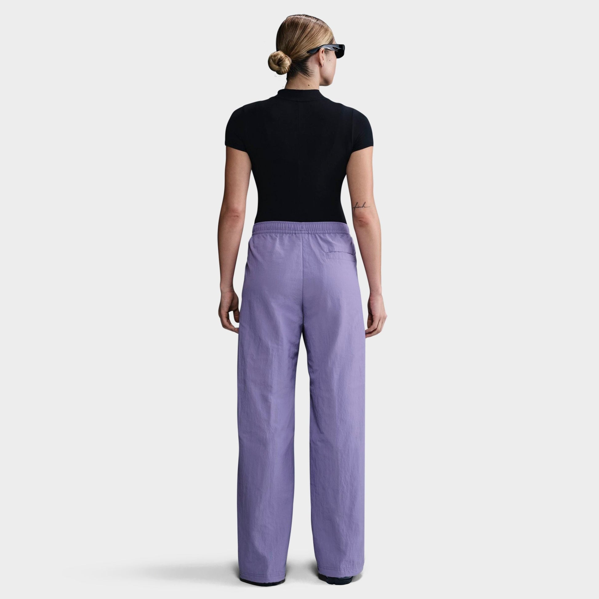 Women's Nike Sportswear Everything Wovens Mid-Rise Open-Hem Pants - Dusty Amethyst/White