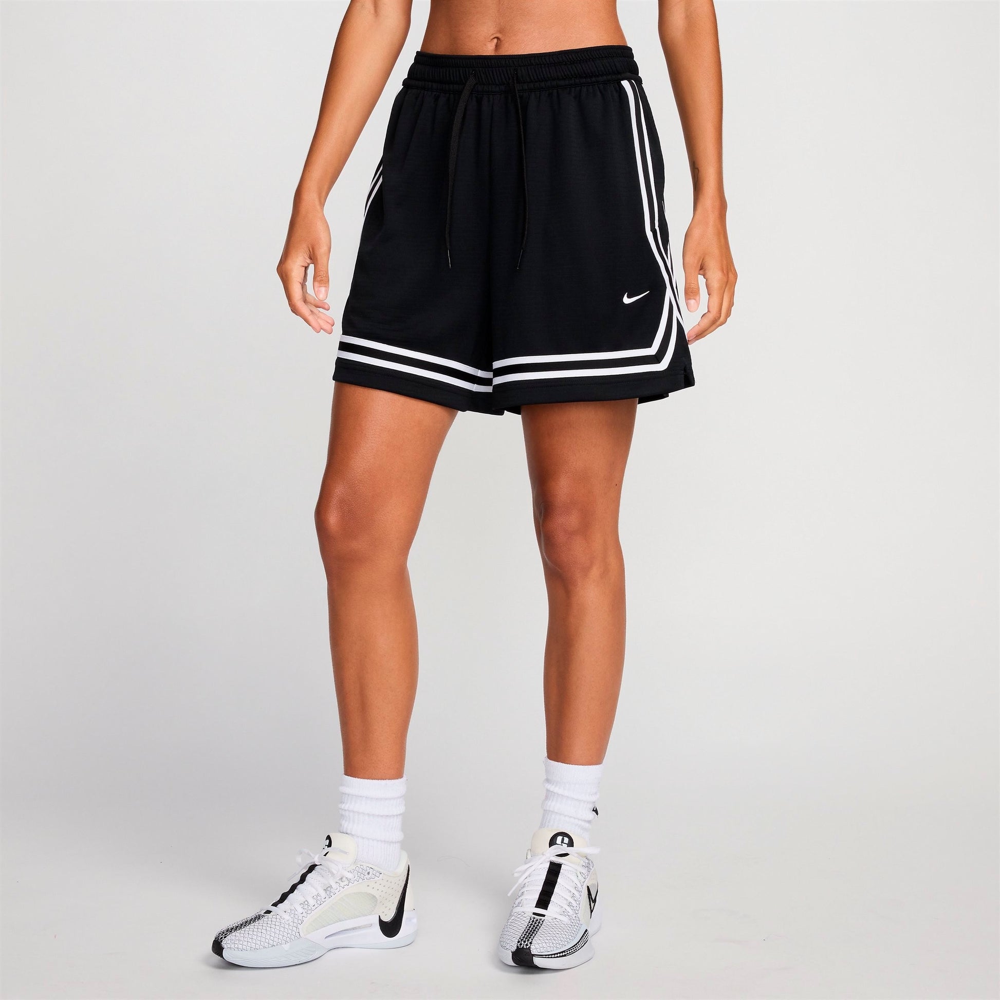 Women's Nike Crossover Dri-FIT 5" Basketball Shorts - Black/Black/White