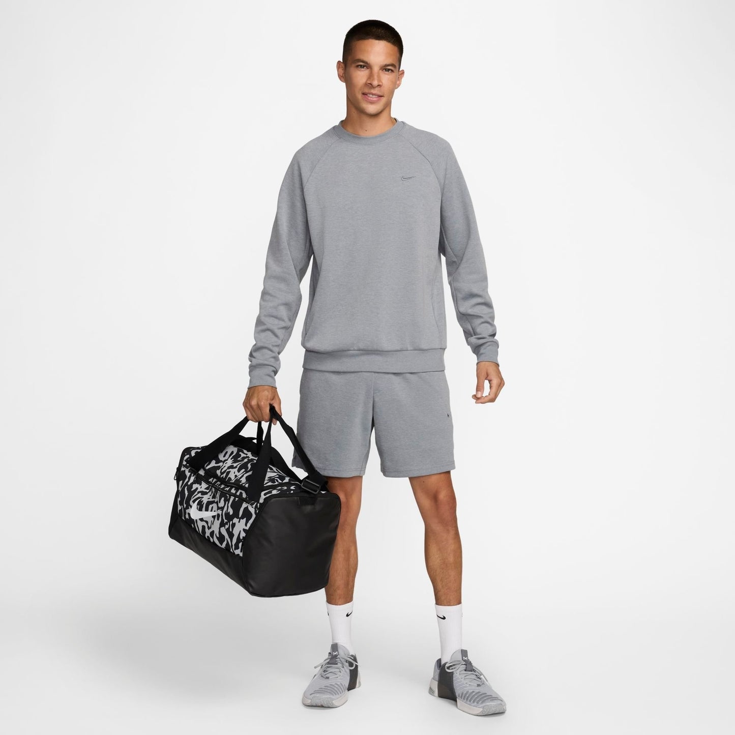 Men's Nike Primary Dri-FIT UV Versatile Crewneck Sweatshirt - Cool Grey/Heather/Cool Grey