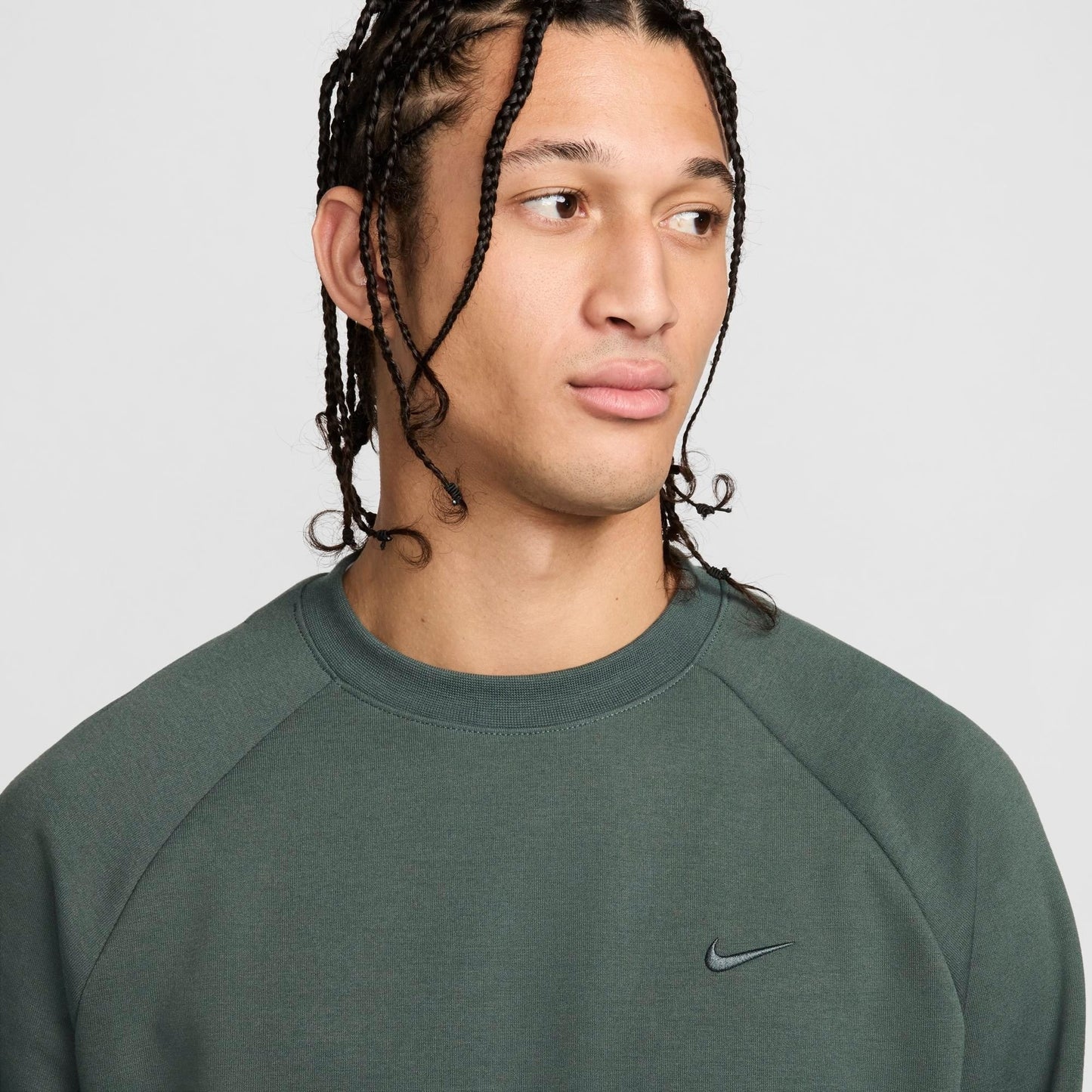 Men's Nike Primary Dri-FIT UV Versatile Crewneck Sweatshirt - Vintage Green/Vintage Green