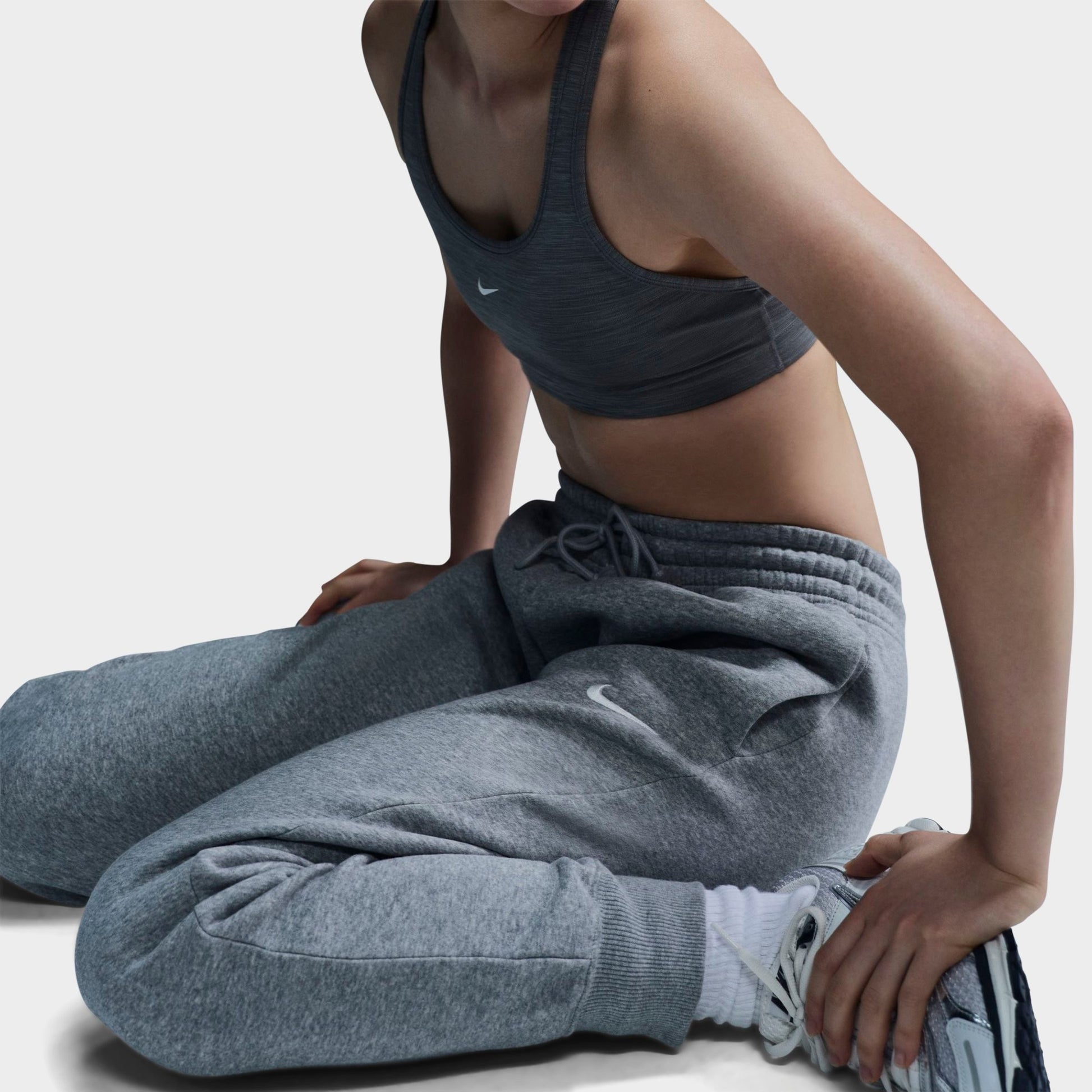 Women's Nike Sportswear Phoenix Fleece Mid-Rise Jogger Sweatpants - Dark Grey Heather/Sail
