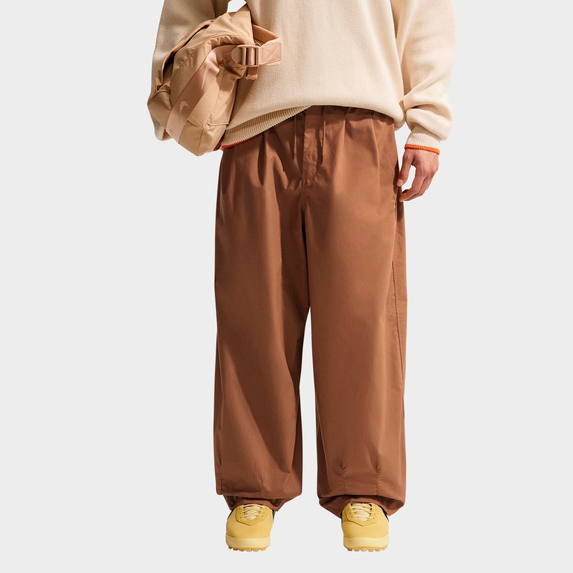 Men's Nike Club Balloon Pants - Ale Brown/Ale Brown