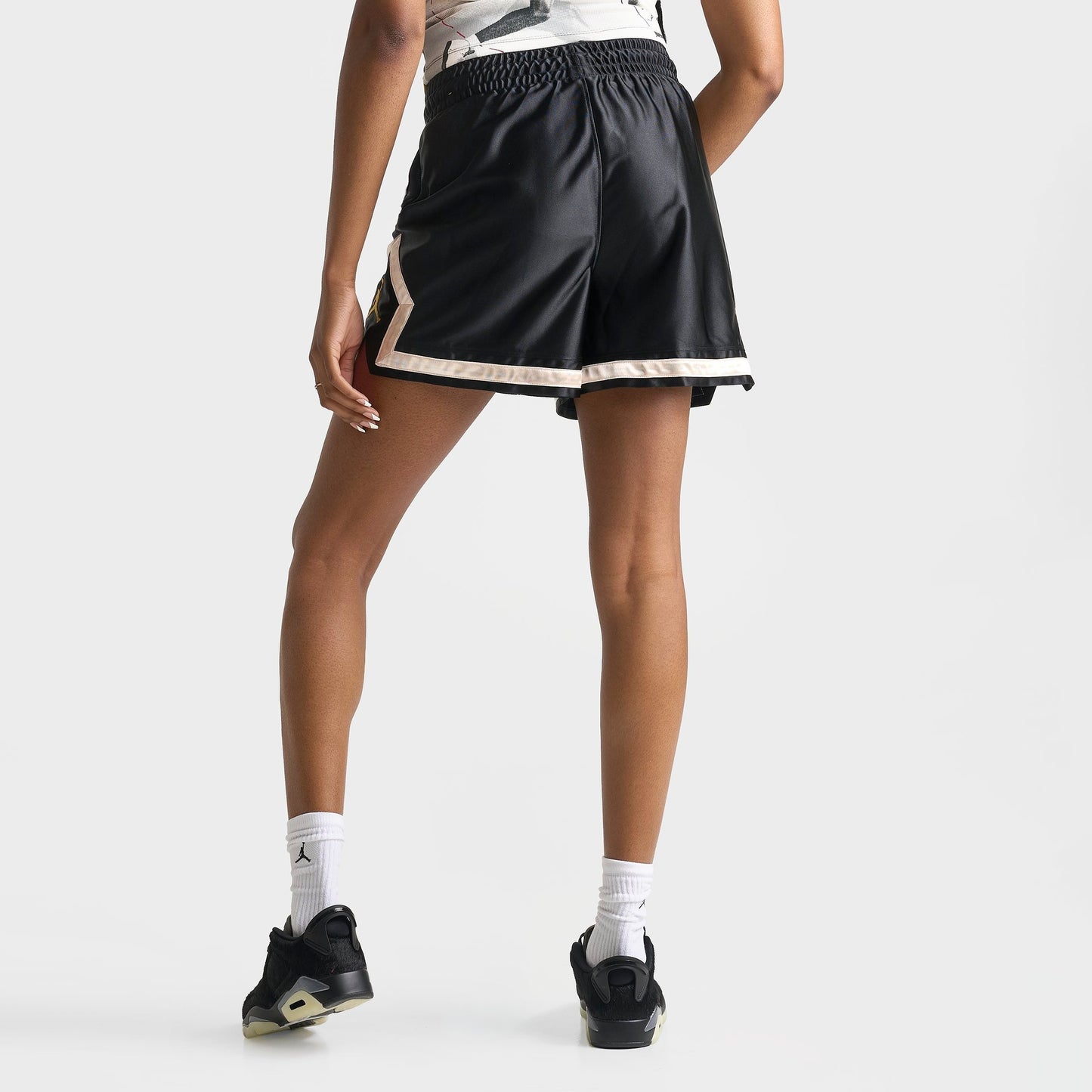 Women's Jordan Sport Leopard Print 4" Diamond Basketball Shorts - Black/Metallic Gold