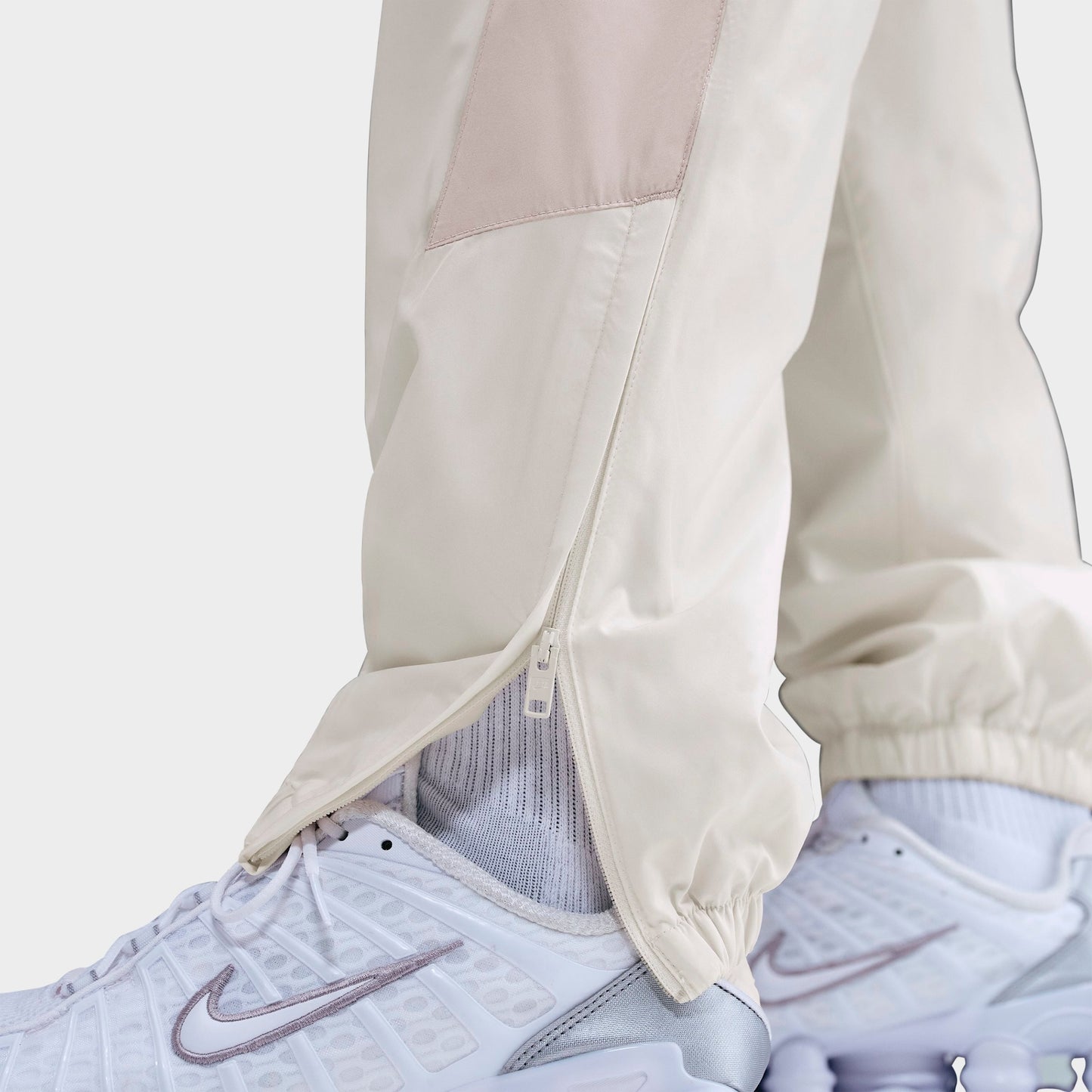 Men's Nike Windrunner Lined Pants - Sail/Light Iron Ore/Light Iron Ore