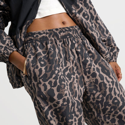Women's Nike Sportswear Woven Printed Jogger Pants - Black/Black