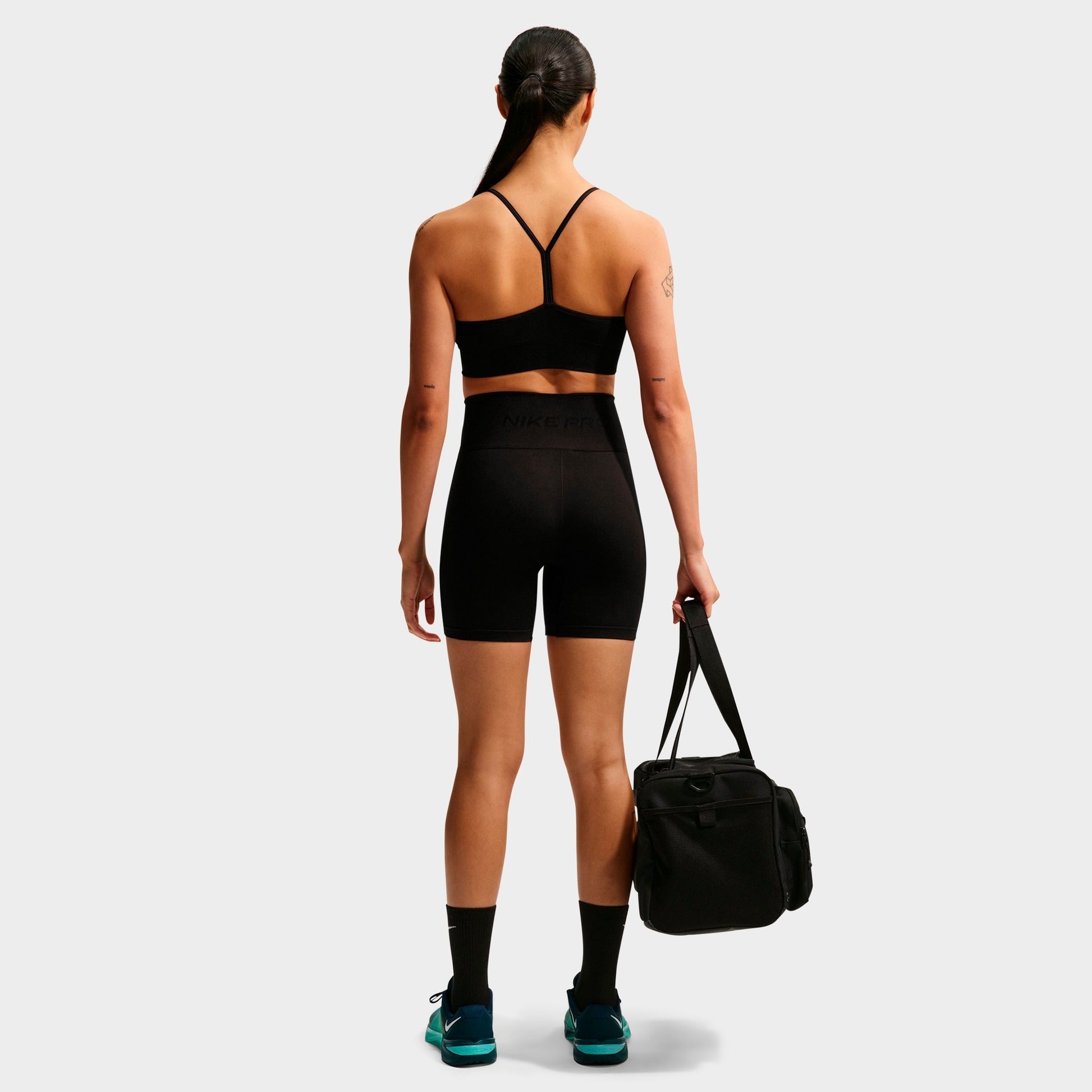 Women's Nike Pro Seamless Light-Support Padded Sports Bra - Black