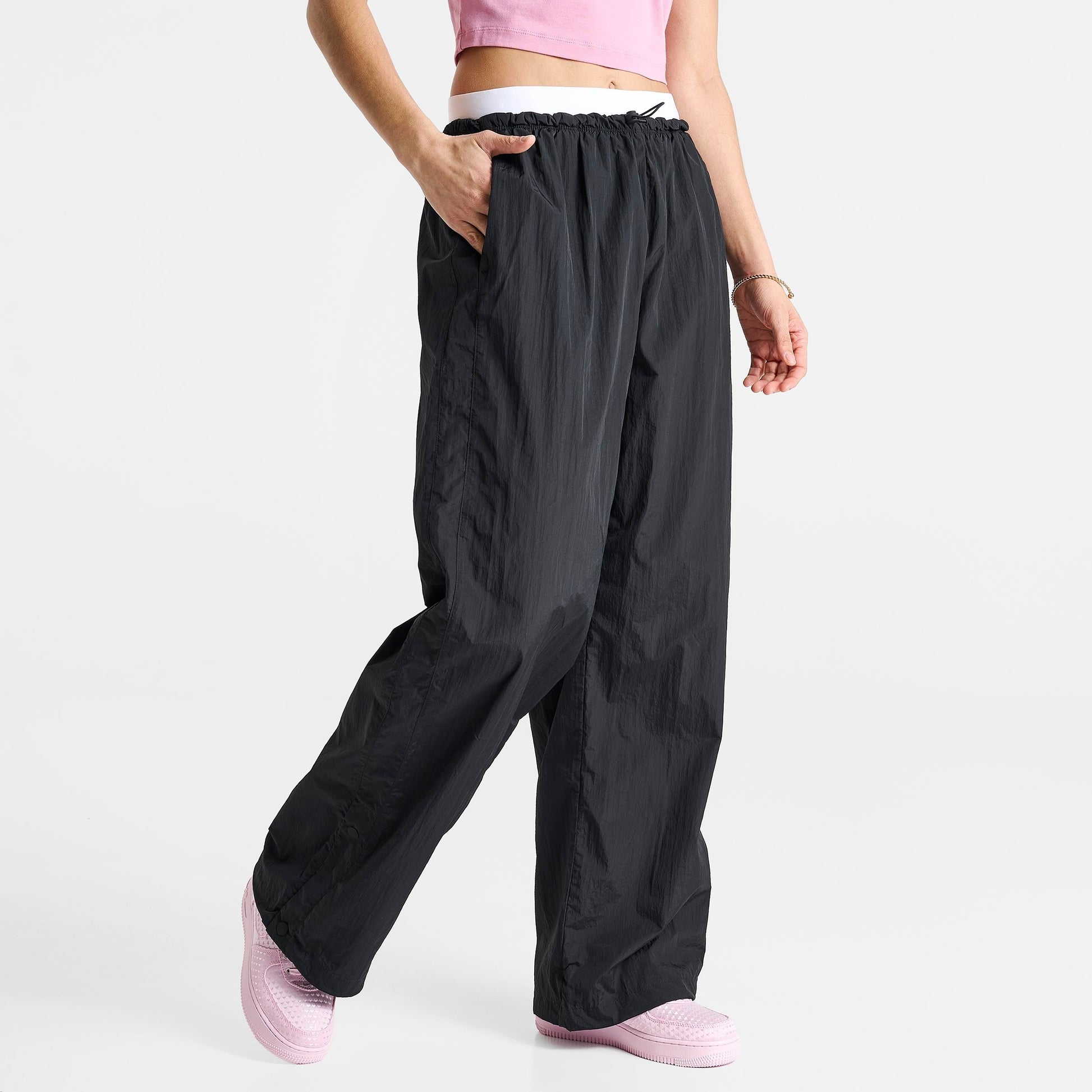 Women's Nike Sportswear Loose High-Waisted Parachute Pants - Black/Black/Chalk/White