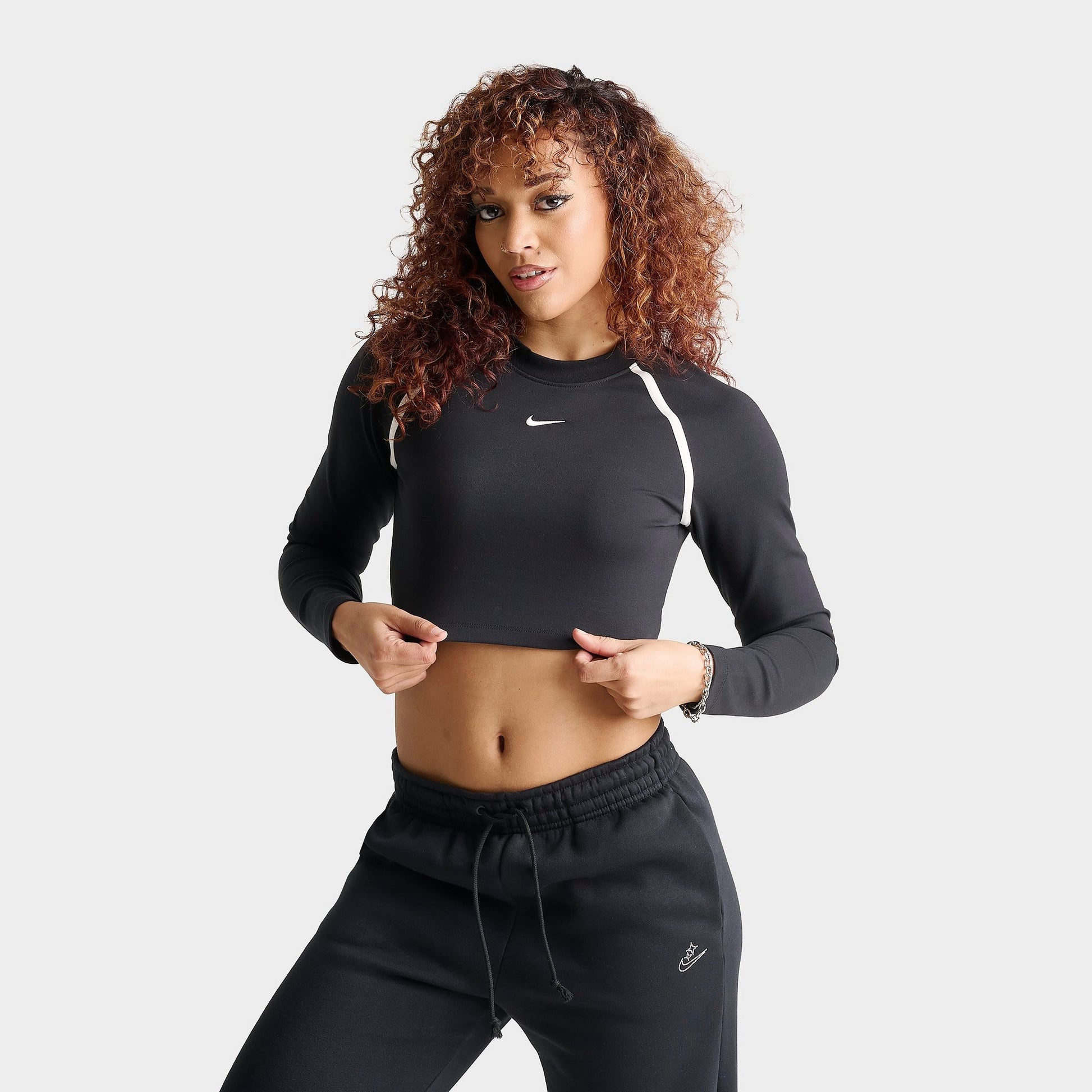 Women's Nike Sportswear Tight Long-Sleeve Crop Top - Black/Chalk