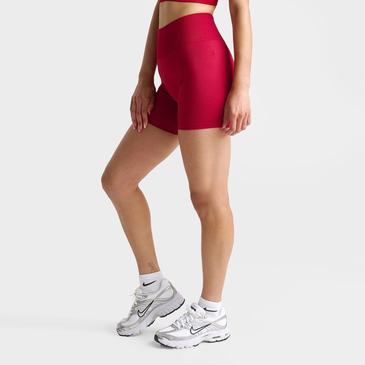 Women's Nike Pro Seamless Dri-FIT High-Waisted 5" Biker Shorts - Tough Red