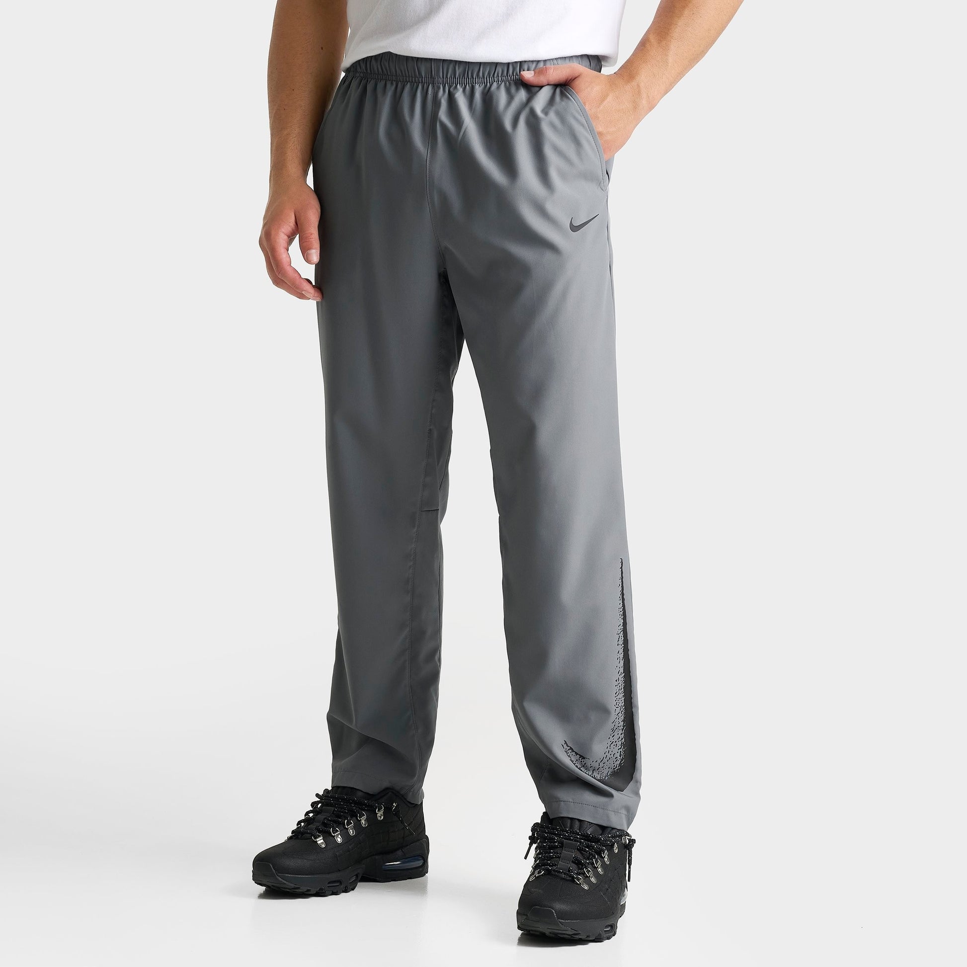 Men's Nike Dri-FIT Form Graphic Track Pants - Black/Dark Smoke Grey