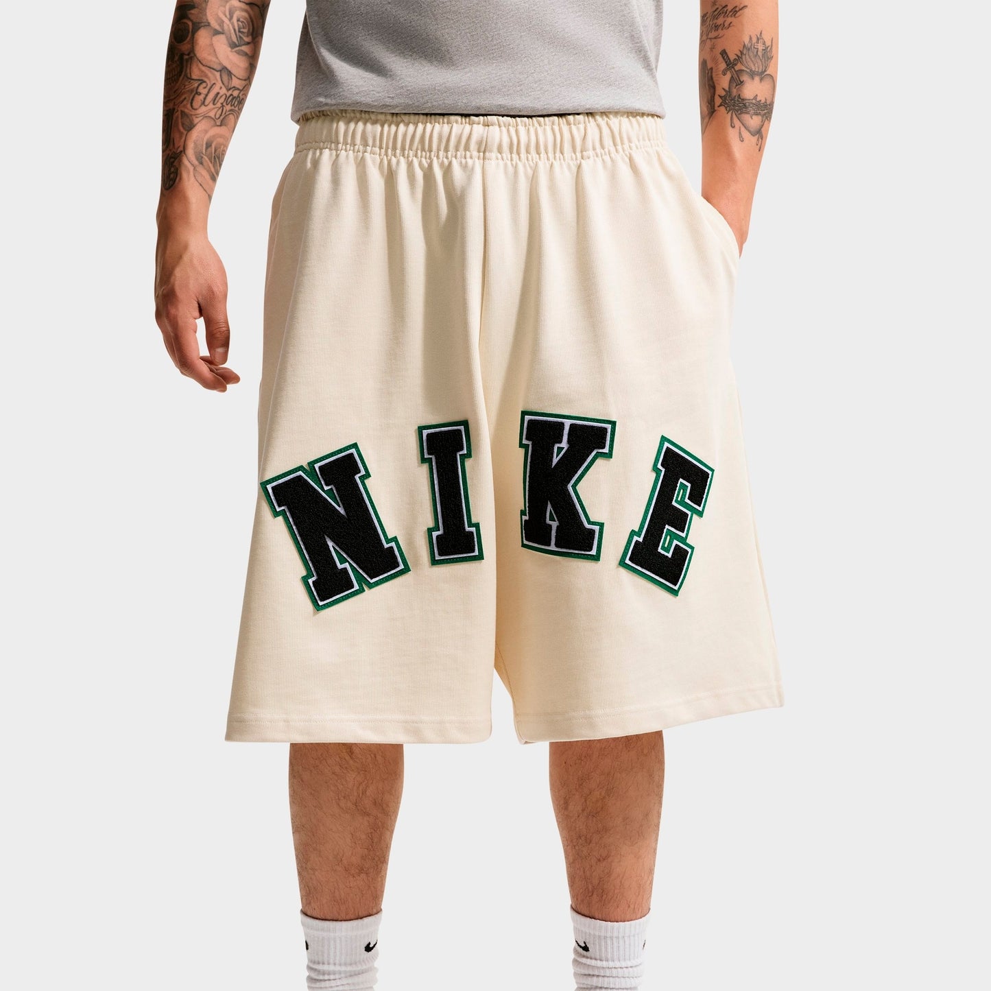 Men's Nike Life Midweight Chenille Knit Shorts - Coconut Milk/Black