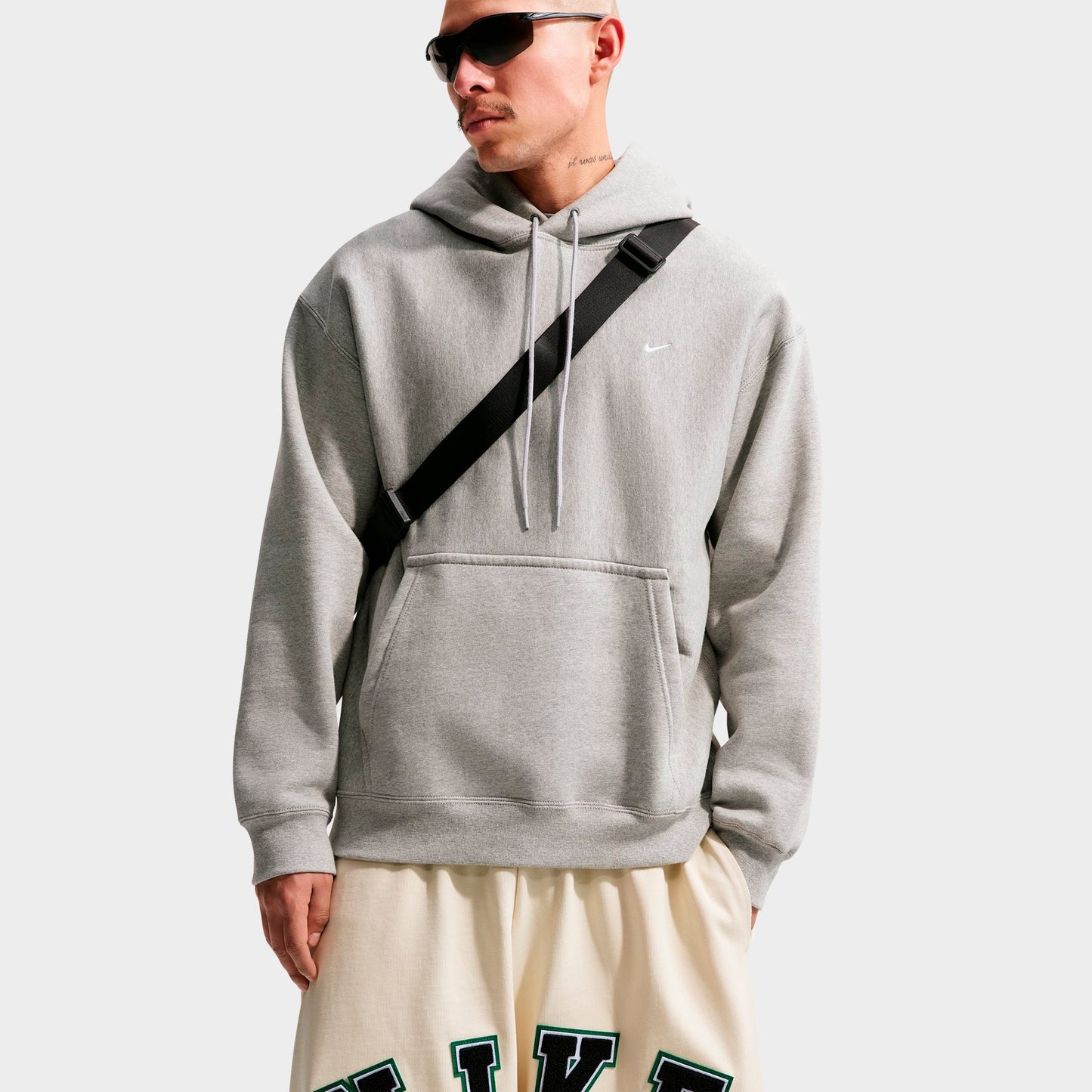 Men's Nike Life Midweight Chenille Knit Shorts - Coconut Milk/Black