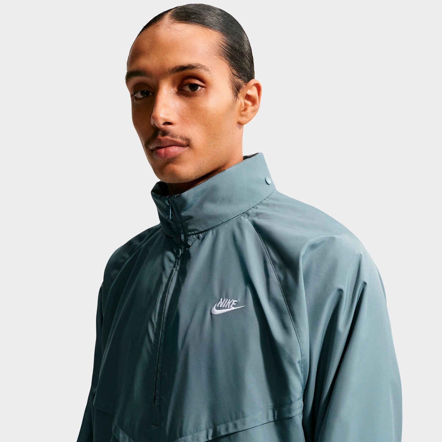 Men's Nike Windrunner Lightweight Half-Zip Jacket - Mineral Slate/White