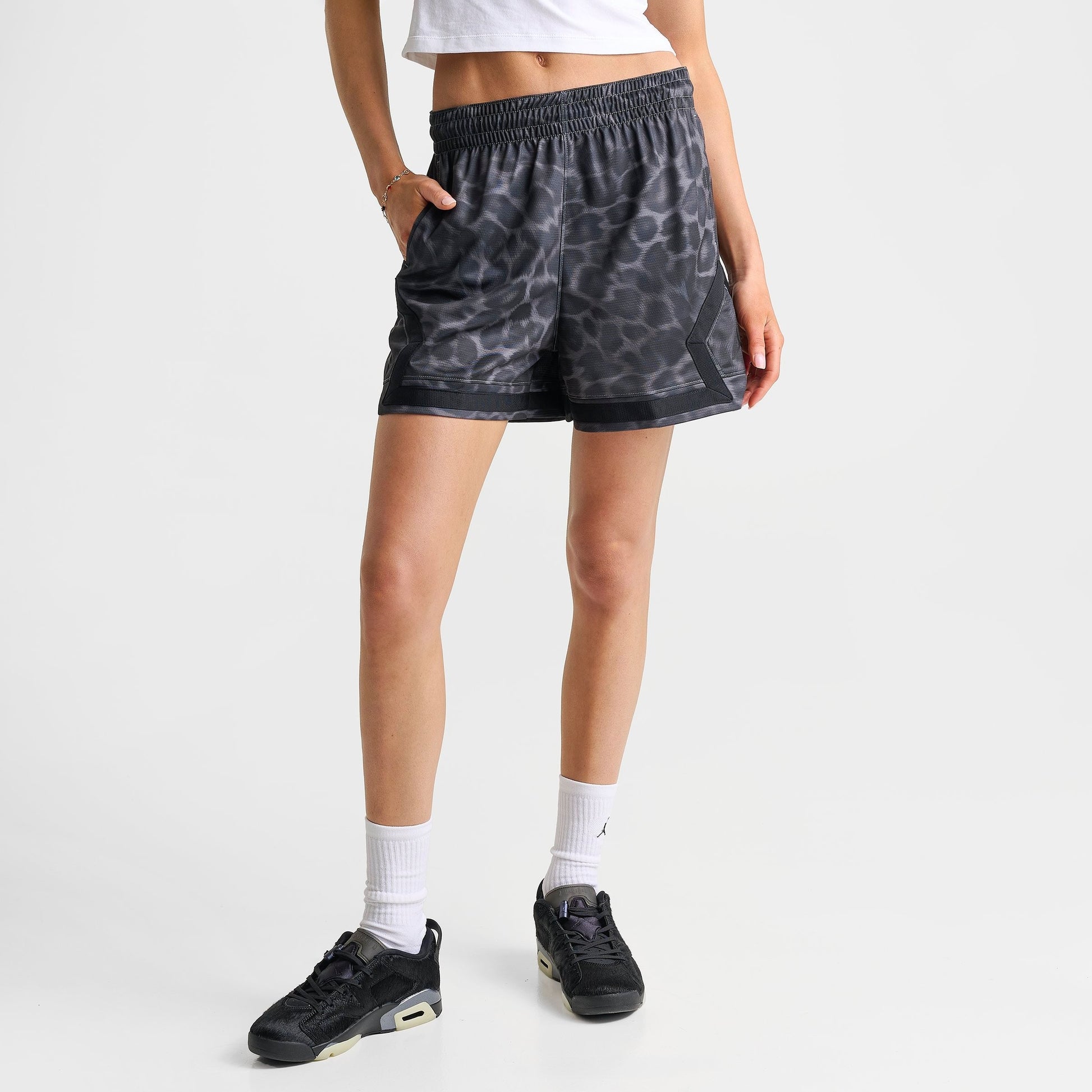 Women's Jordan Sport Leopard Print 4" Diamond Basketball Shorts - Black/Black