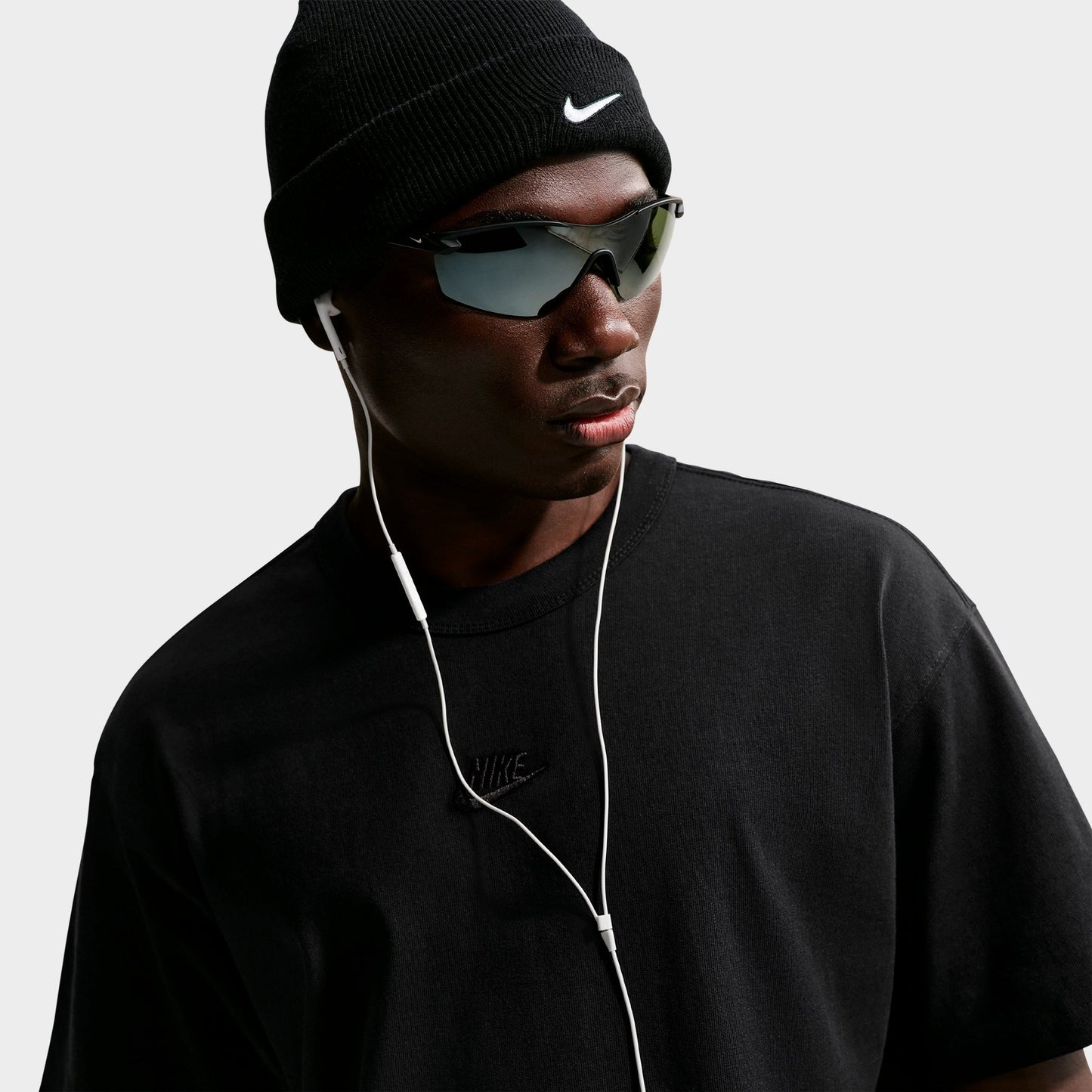 Men's Nike Sportswear Premium Essentials Futura T-Shirt - Black