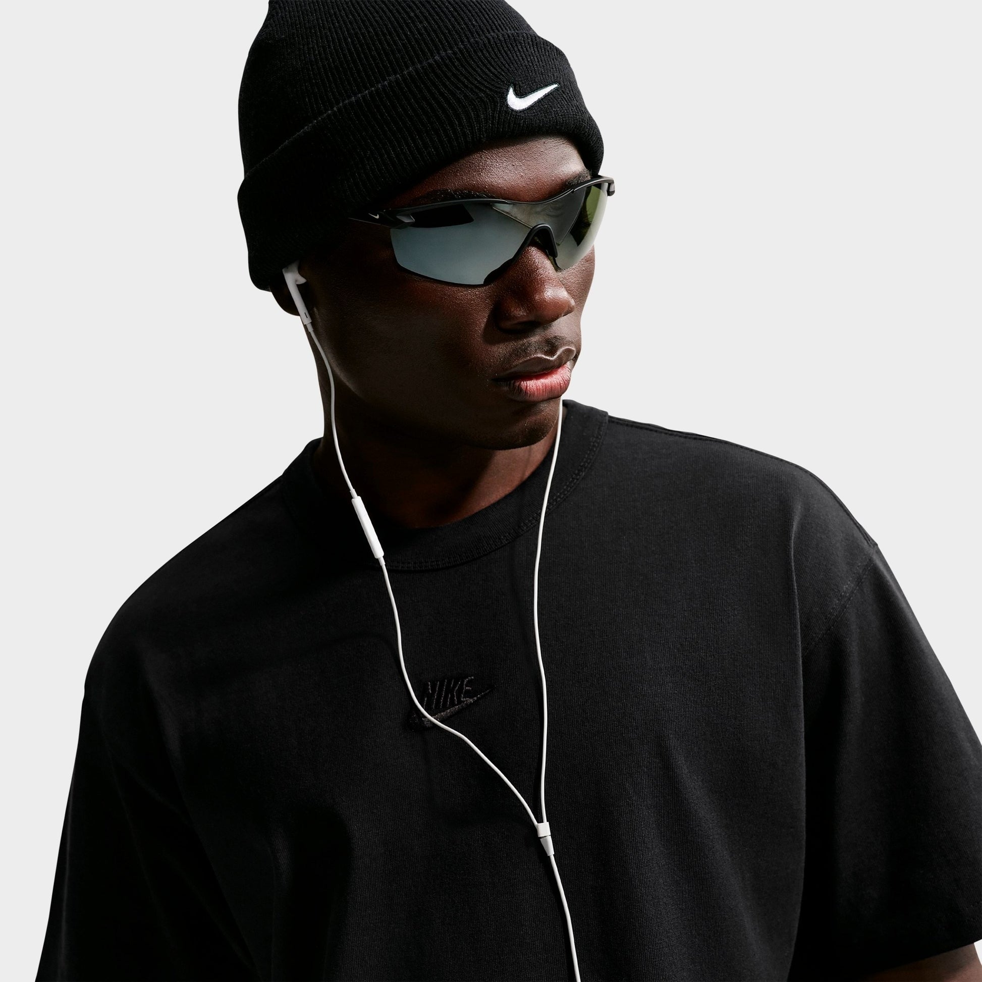 Men's Nike Sportswear Premium Essentials Futura T-Shirt - Black