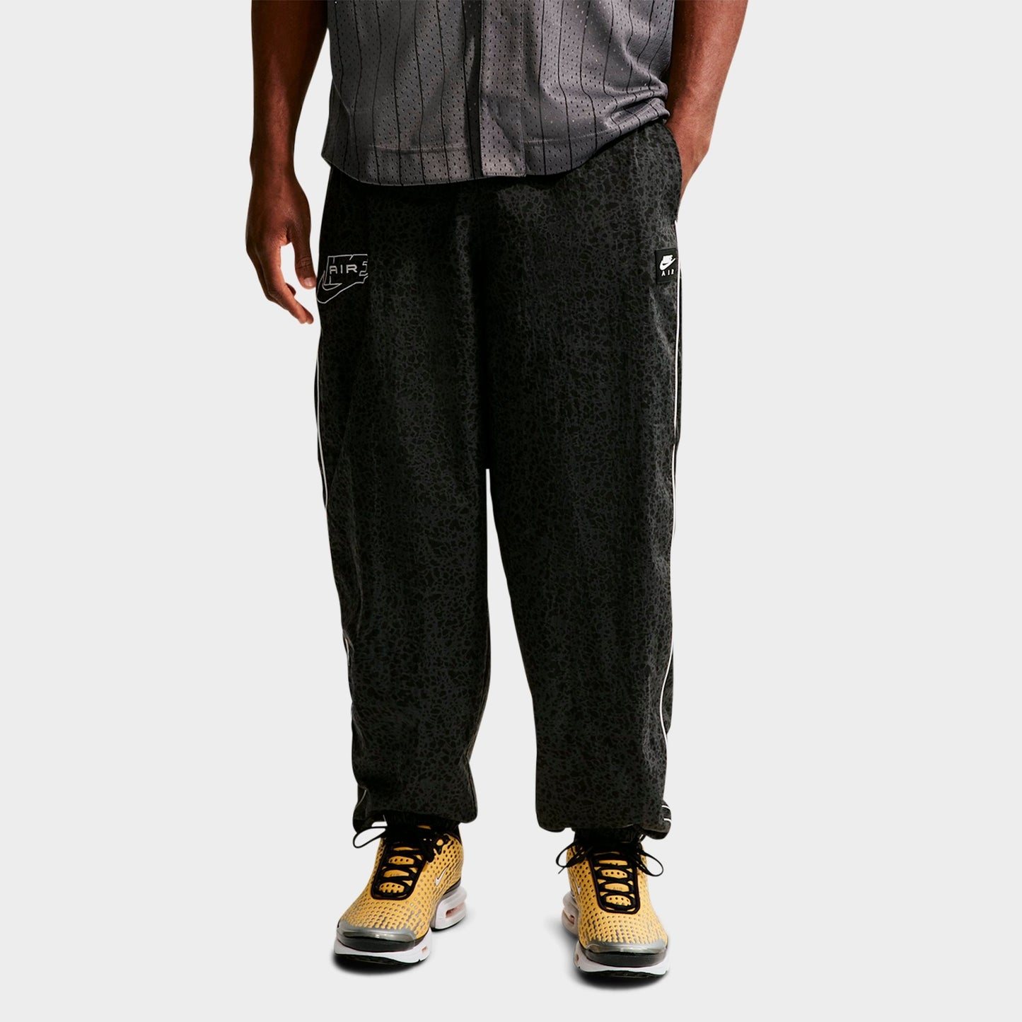 Men's Nike Air Safari Print Woven Pants - Obsidian