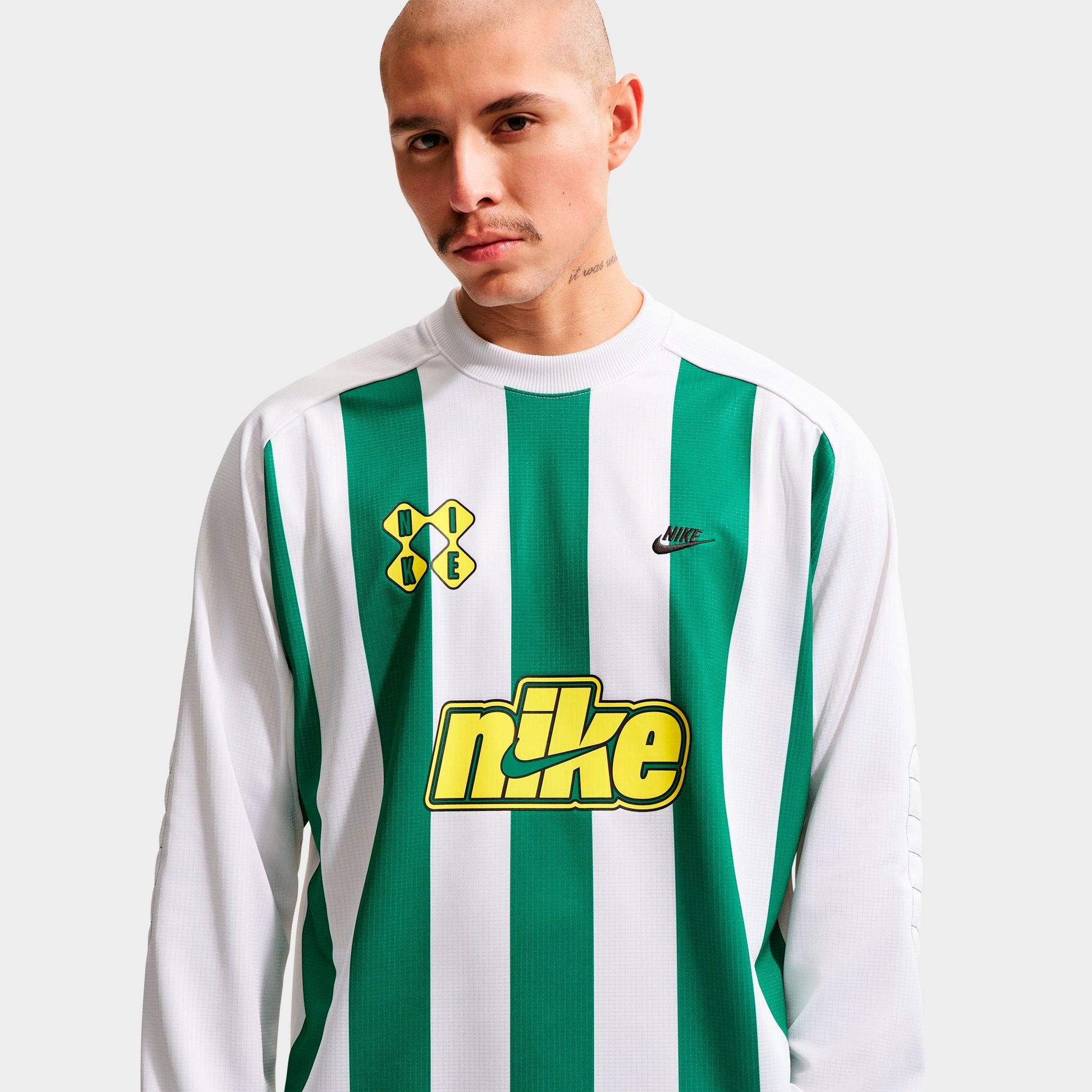 Men's Nike Sportswear Club Goalie Top - Malachite/White/Lightning