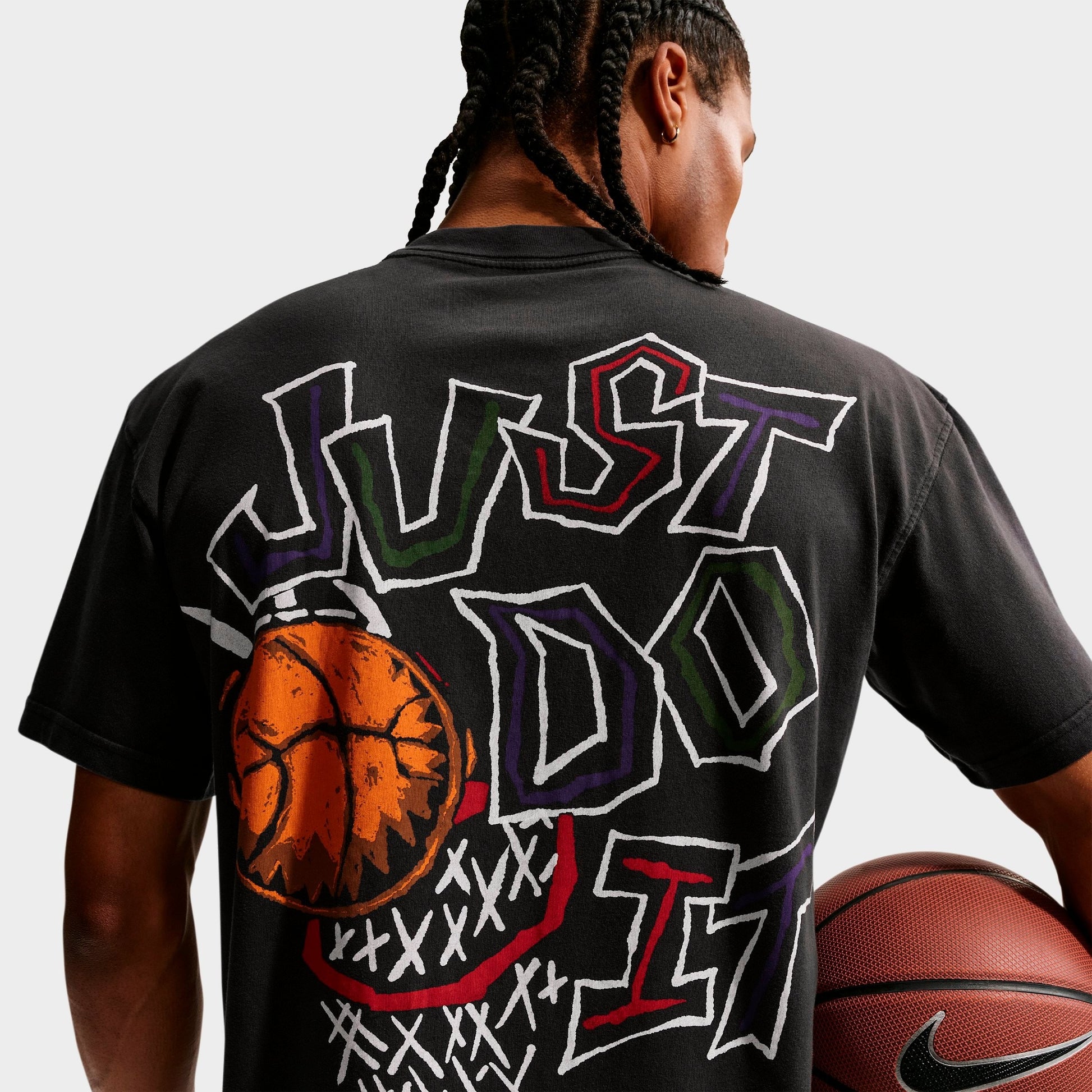 Men's Nike JDI Graphic Basketball T-Shirt - Off Noir