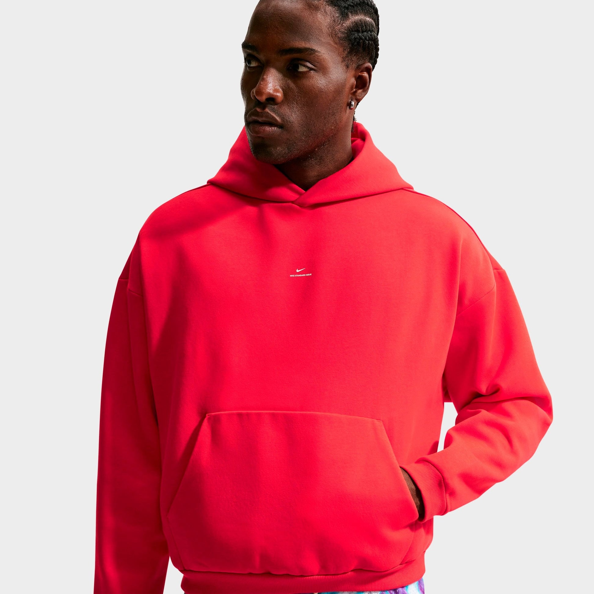 Men's Nike Standard Issue Therma-FIT Brushed Basketball Pullover Hoodie - University Red/Pale Ivory
