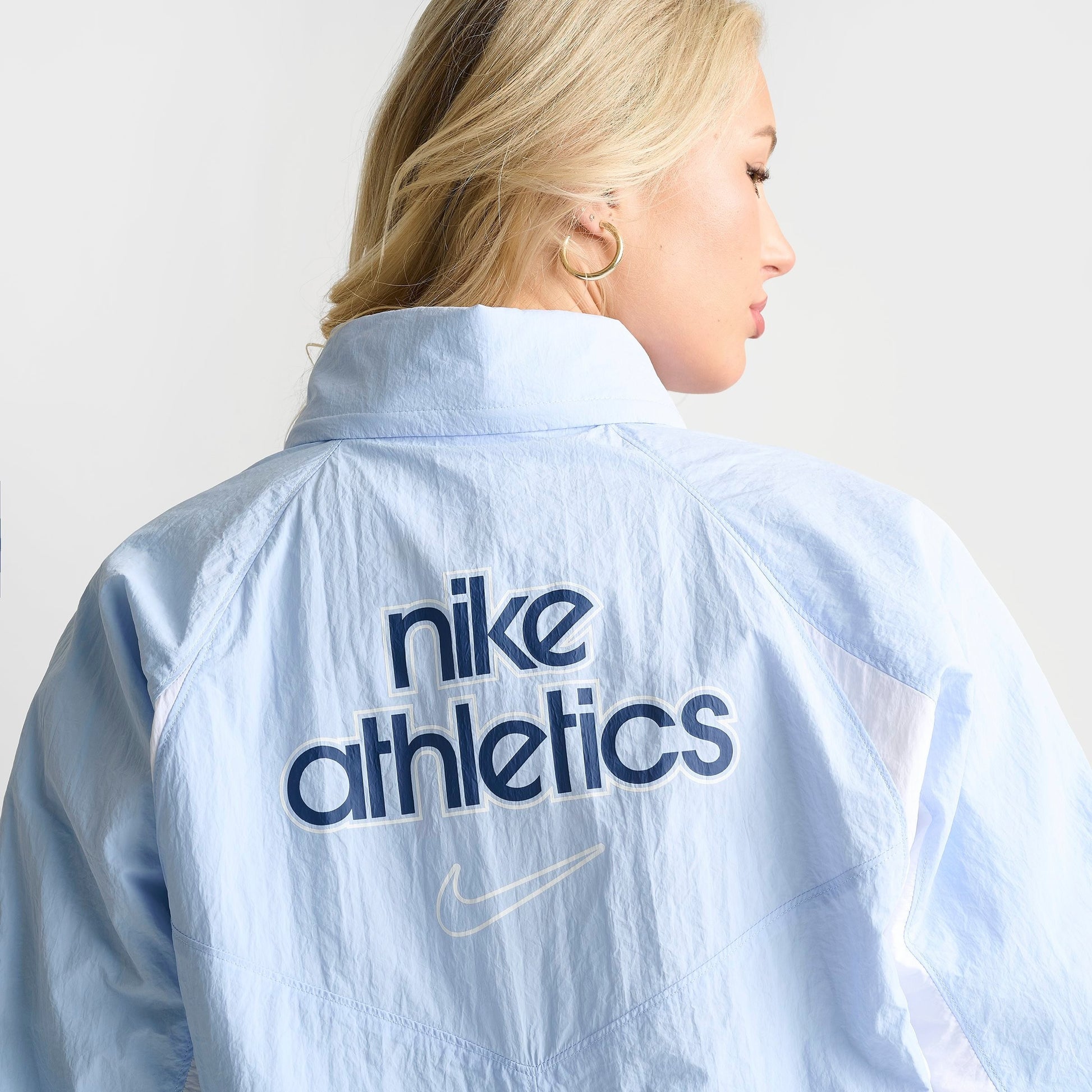 Women's Nike Sportswear Gym Life Woven Jacket - Hydrogen Blue/White