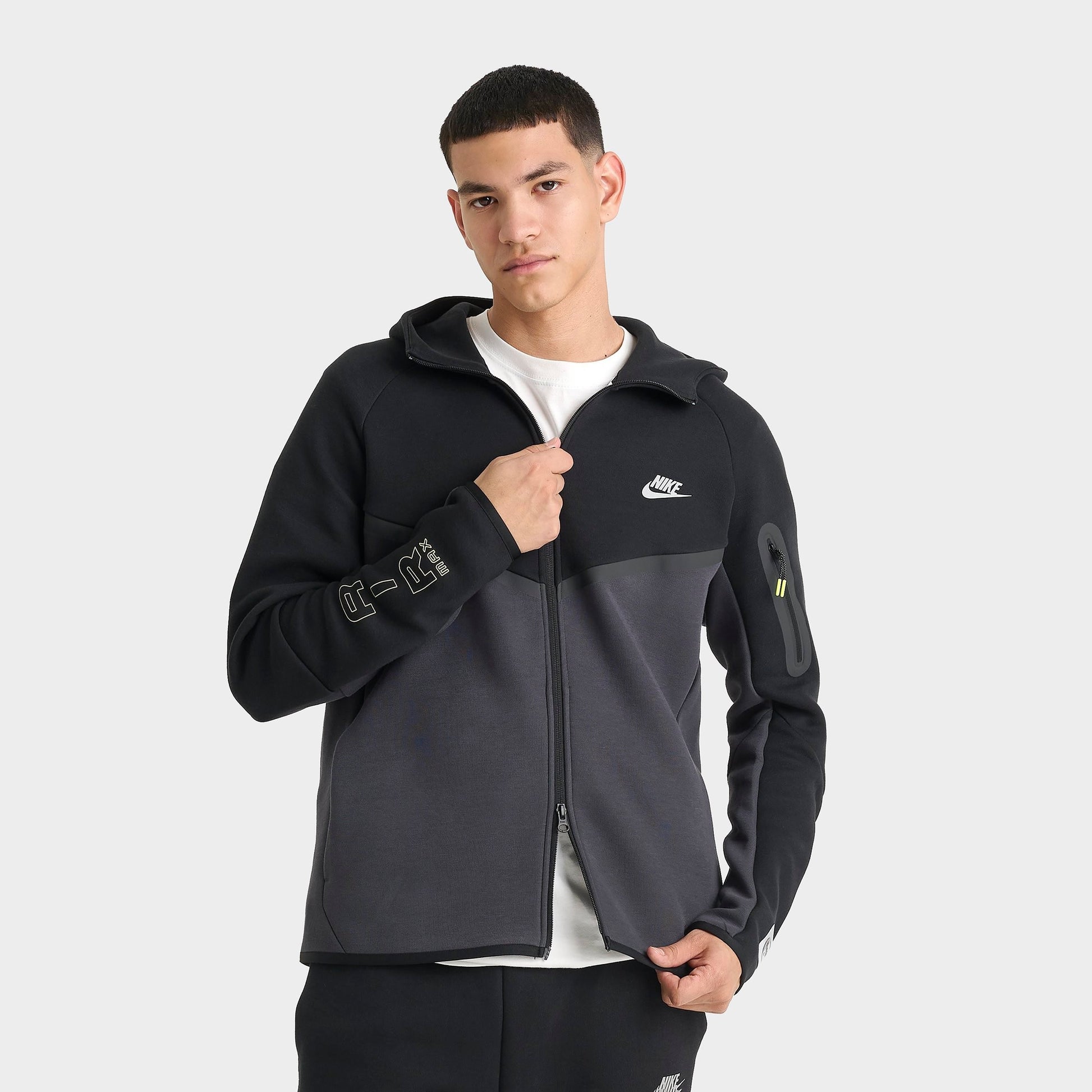 Men's Nike Tech Fleece Air Max Full-Zip Windrunner Jacket - Black/Dark Smoke Grey/Neon Yellow