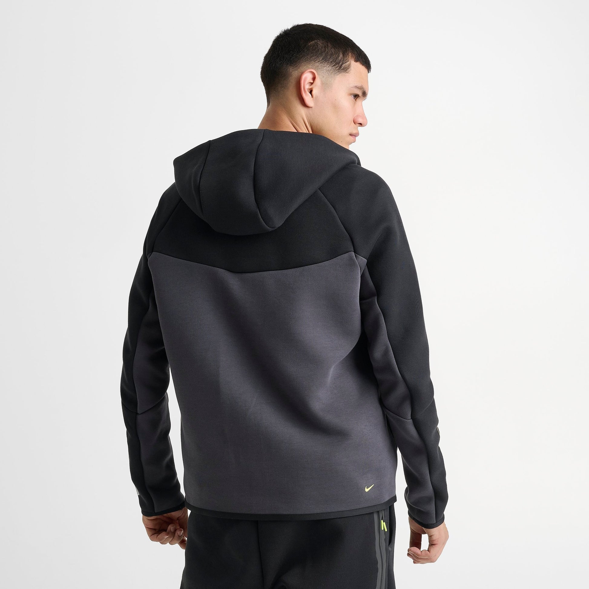 Men's Nike Tech Fleece Air Max Full-Zip Windrunner Jacket - Black/Dark Smoke Grey/Neon Yellow