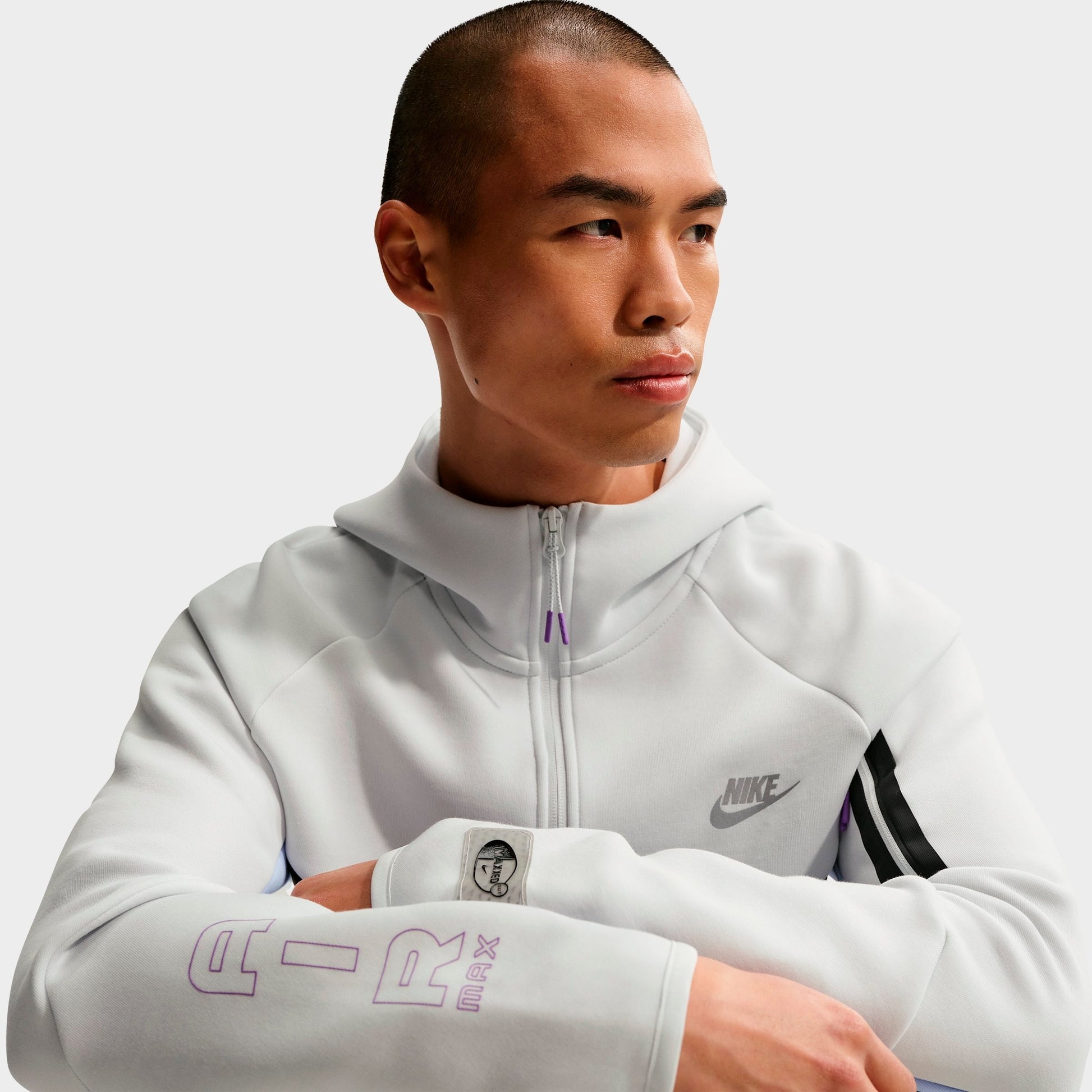 Men's Nike Tech Fleece Air Max Full-Zip Windrunner Jacket - Off White/Hydrogen Blue/Bright Violet