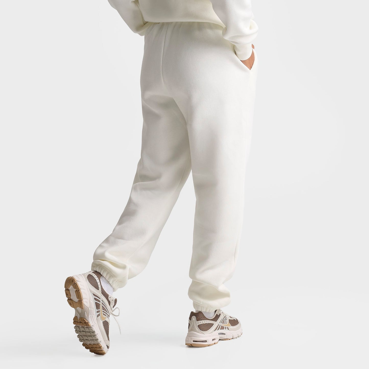 Women's Nike Sportswear Phoenix Fleece Sports Club Oversized High-Waisted Jogger Pants - Sail/Black