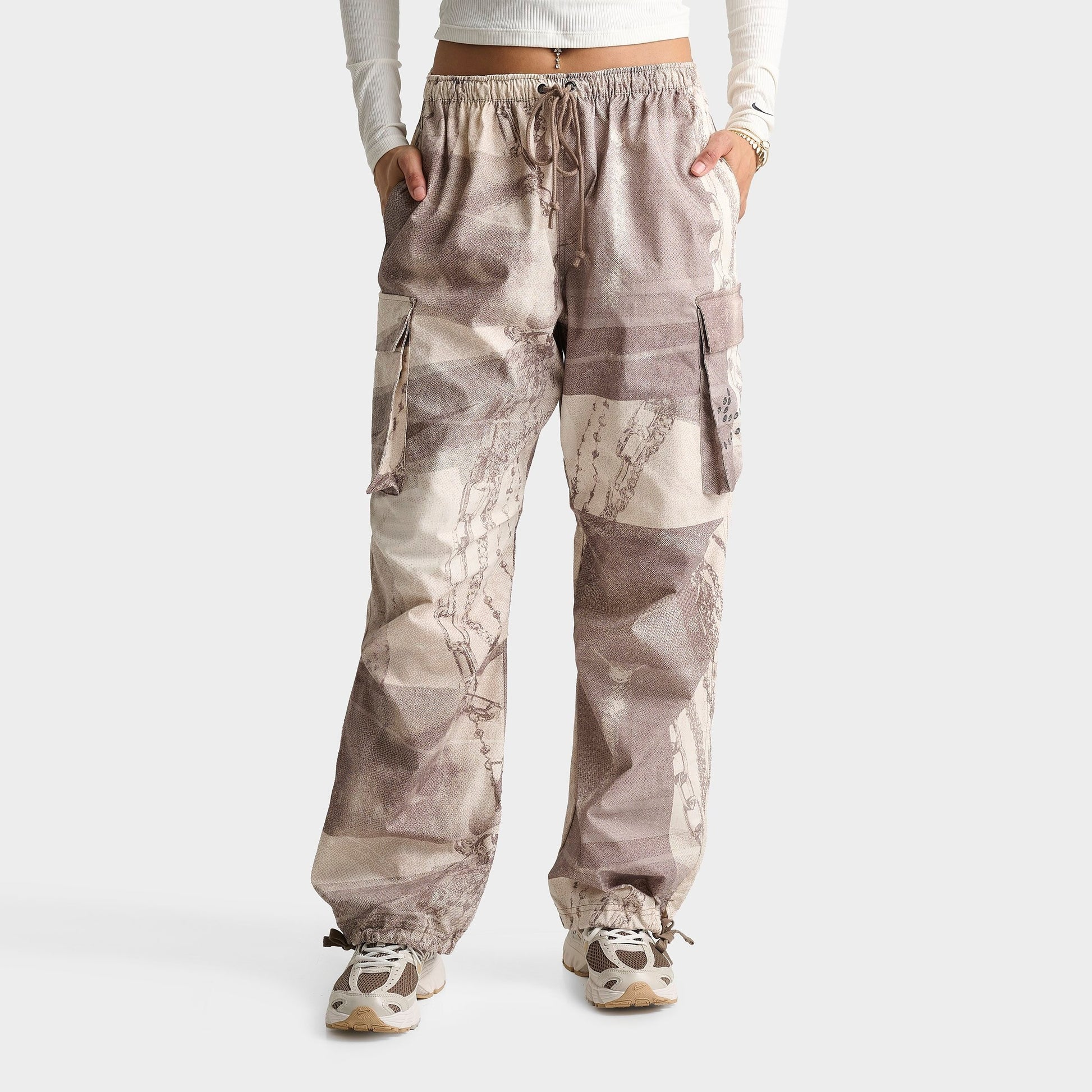 Women's Nike Sportswear Dysto Mid-Rise Oversized Cargo Pants - Mink/Sail