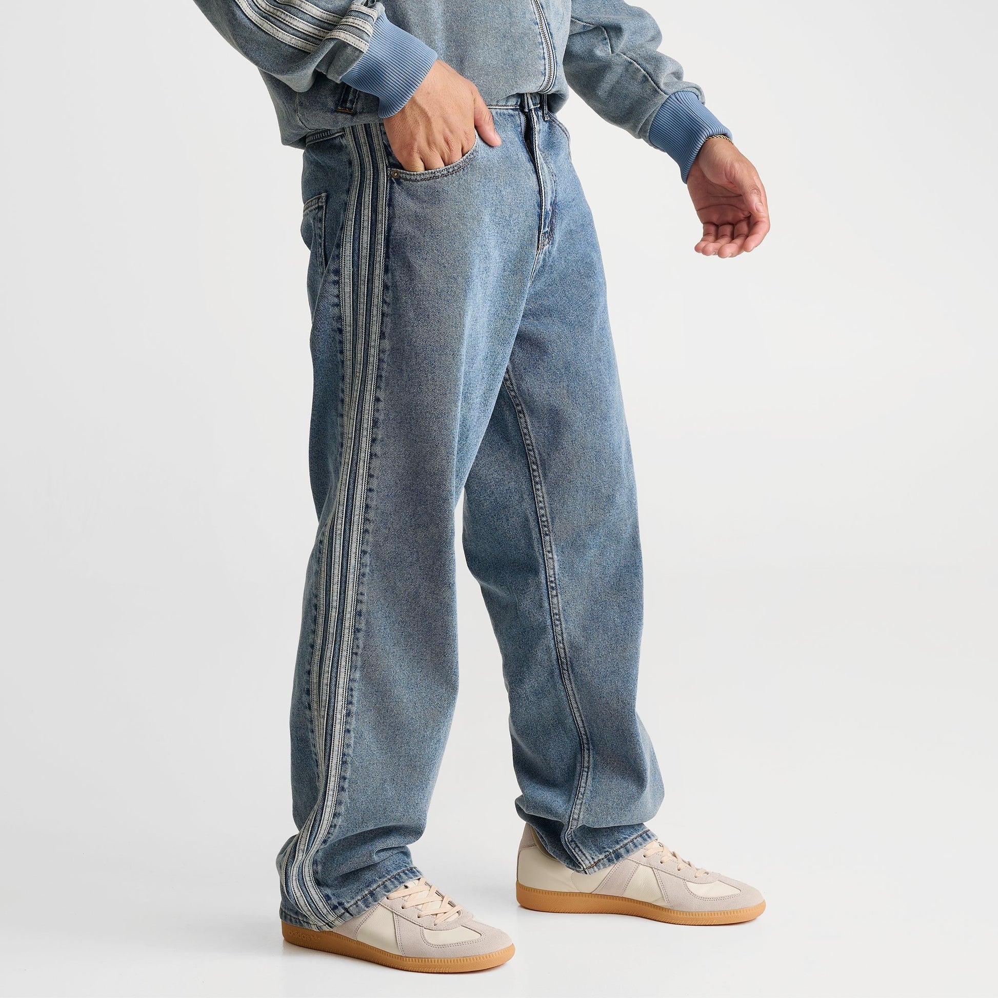Men's adidas Originals Firebird Adicolor Mid-Rise Straight Denim Jeans - Worn Blue Denim