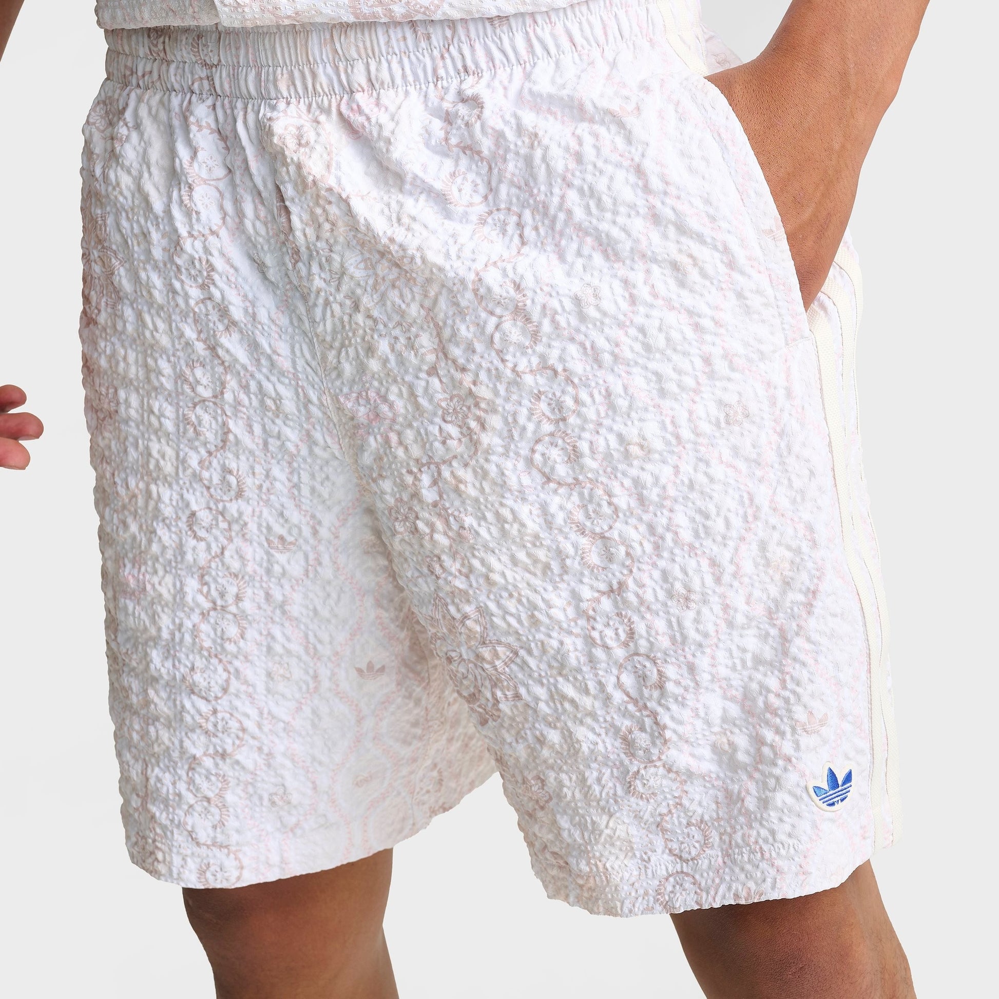 Men's adidas Originals Summer Glow Printed Seersucker Shorts - Off White