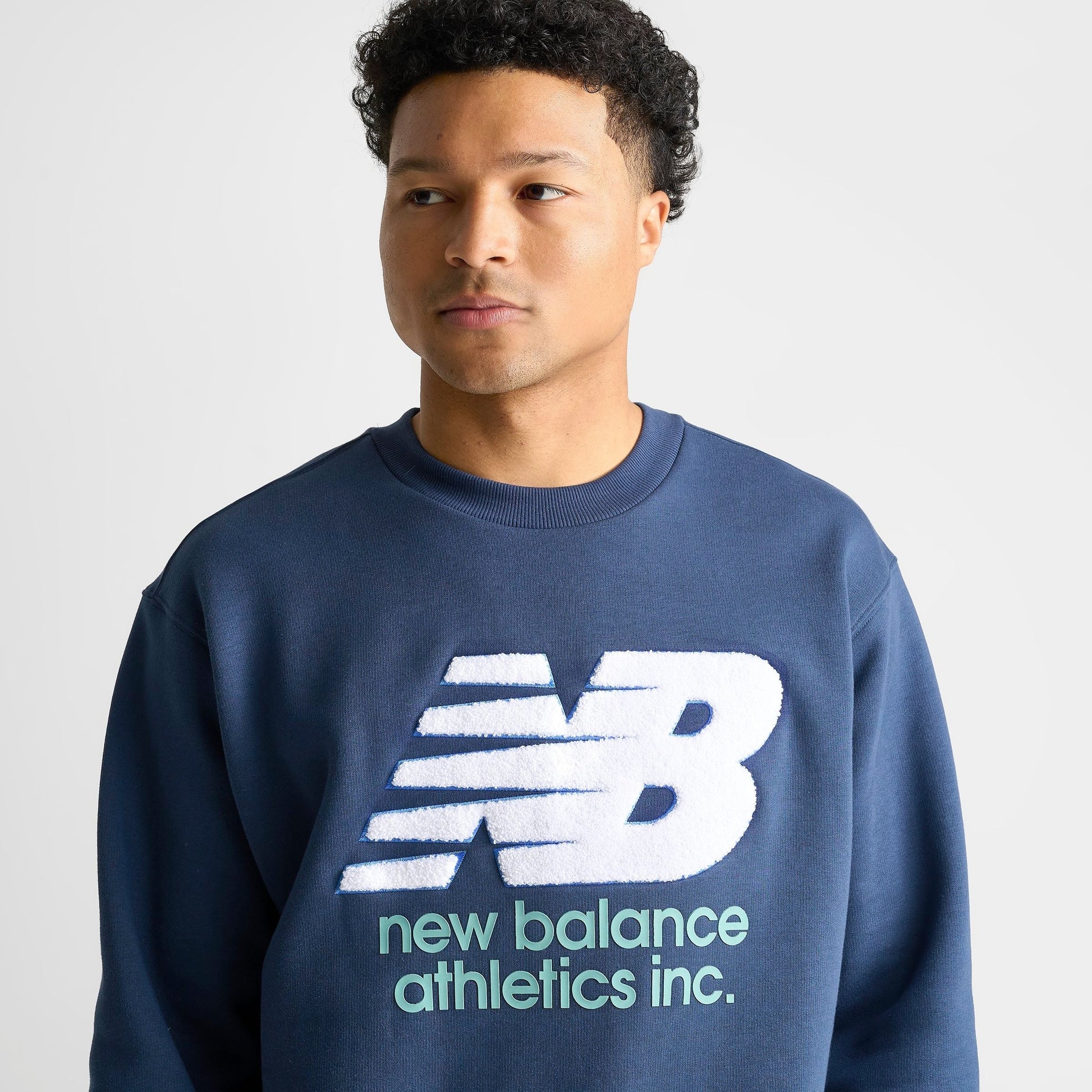 Men's New Balance Athletics Chenille Fleece Crewneck Sweatshirt - NB Blue/Teal/White