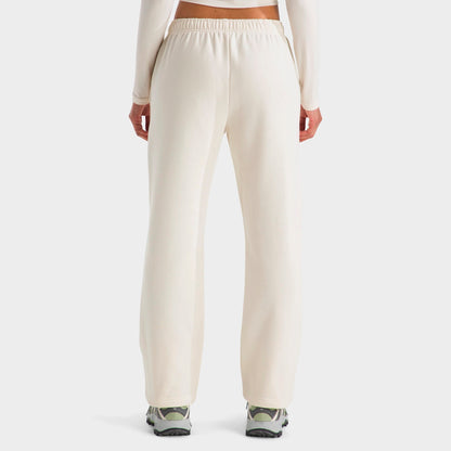 Women's The North Face Evolution Simple Dome Straight Leg Sweatpants - White Dune