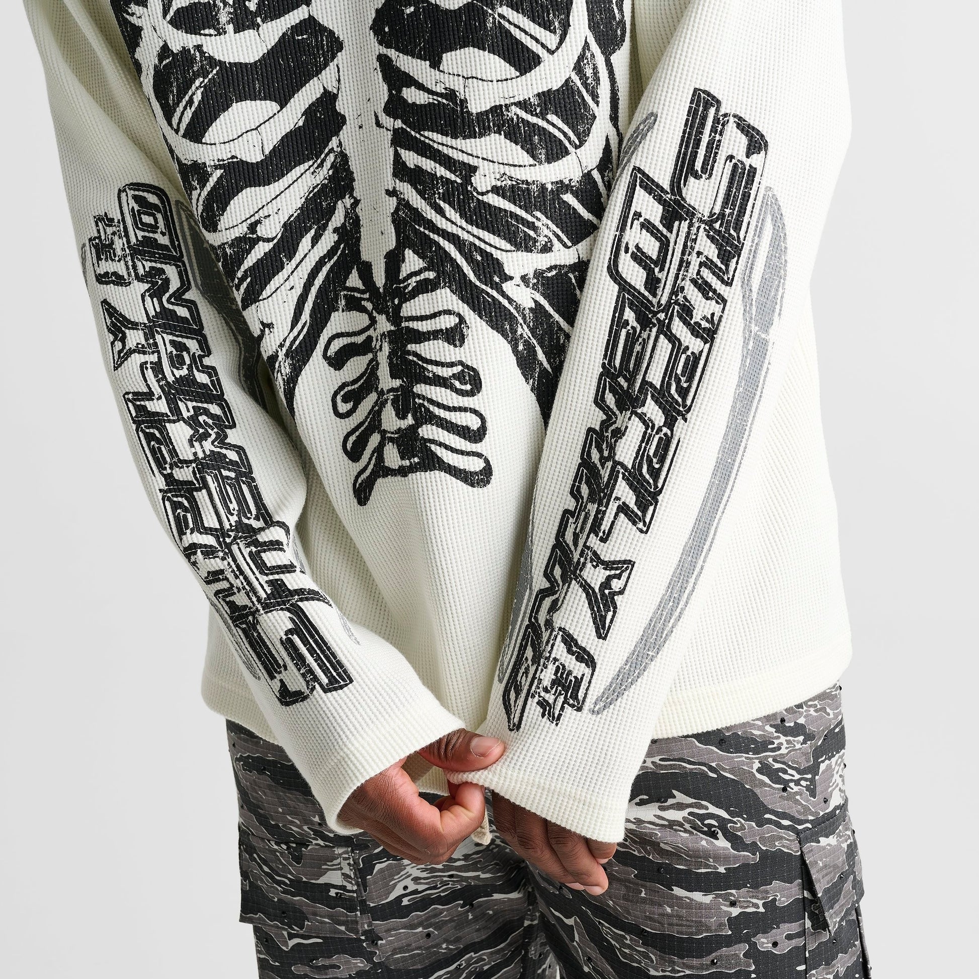 Men's Supply & Demand Bonez Graphic Long-Sleeve Thermal Shirt - Natural White